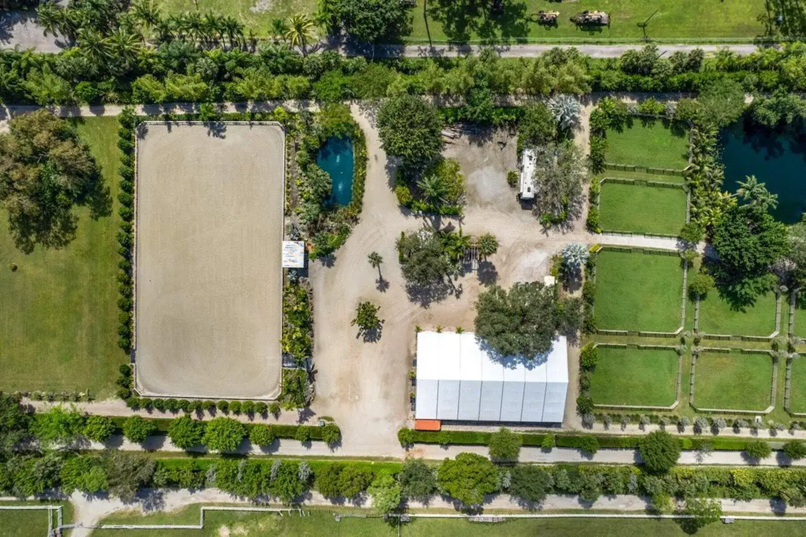 1754 B Road, Loxahatchee FL 33470 photo 2