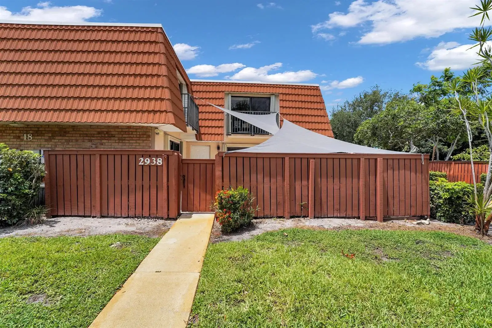 2938 SW 12TH Street, Deerfield Beach FL 33442 photo 2