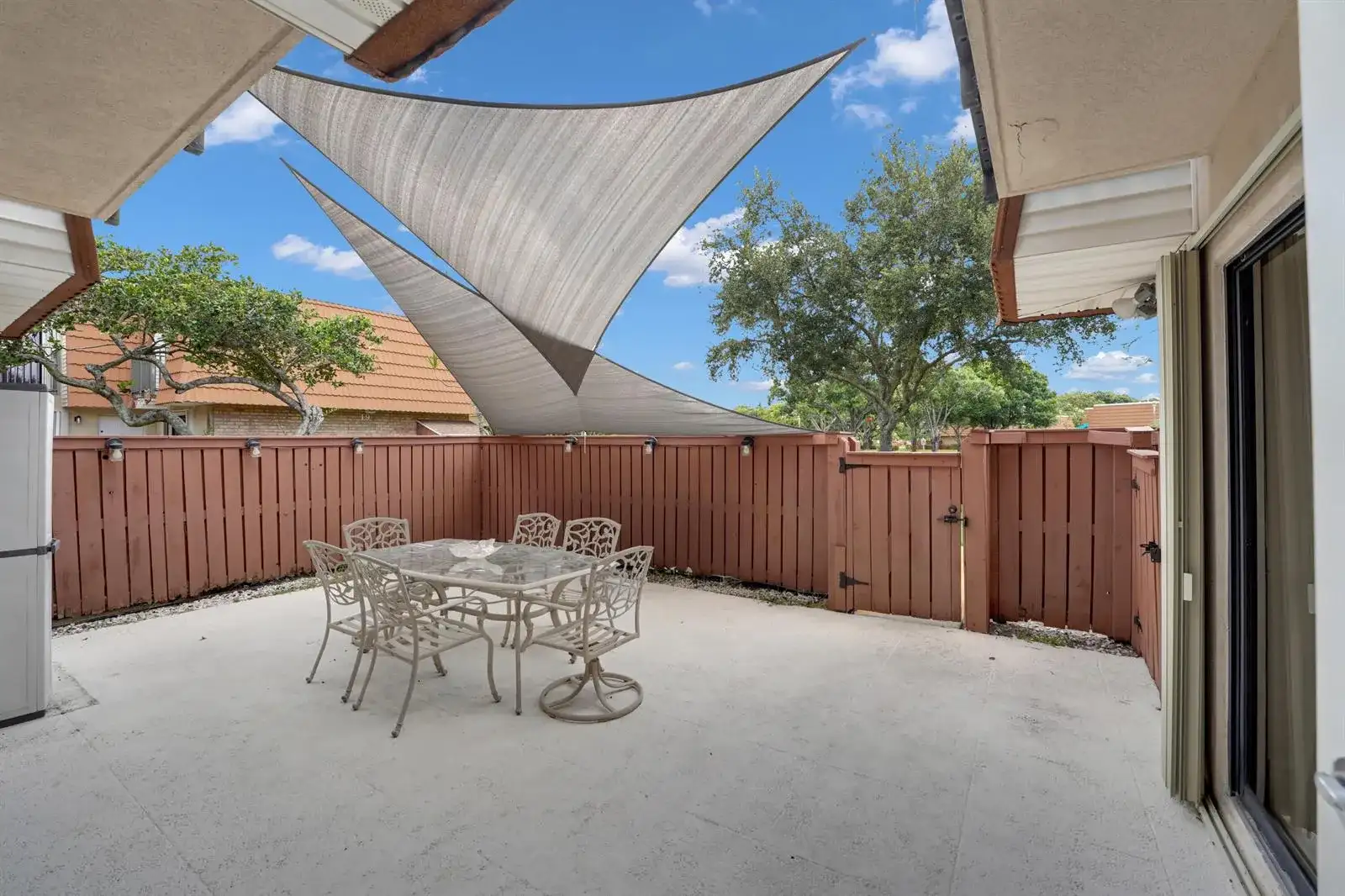 2938 SW 12TH Street, Deerfield Beach FL 33442 photo 4