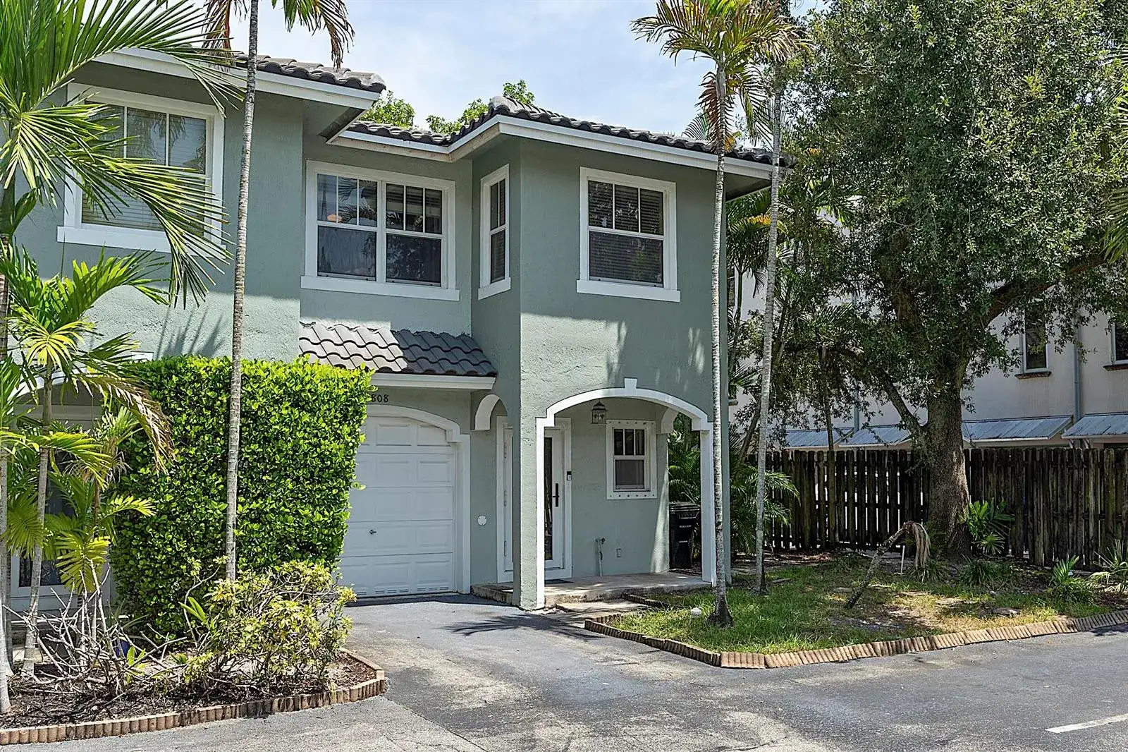 808 SW 4th Avenue, Fort Lauderdale FL 33315 photo 2