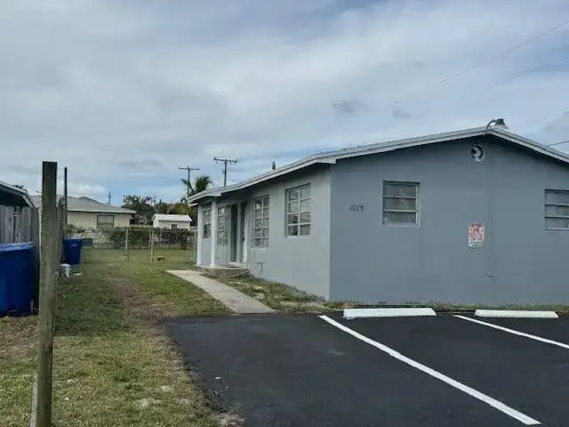 1015 AVENUE I # 1, Riviera Beach FL 33404