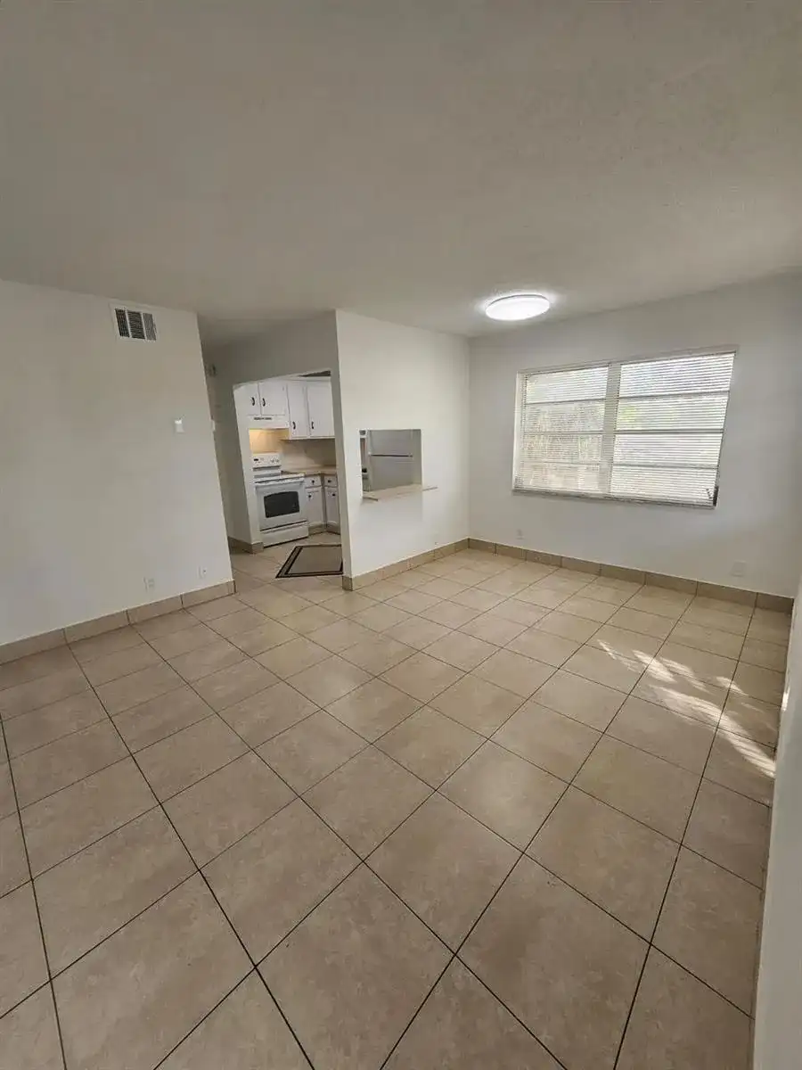 1150 NE 17TH Court # 16, Fort Lauderdale FL 33305