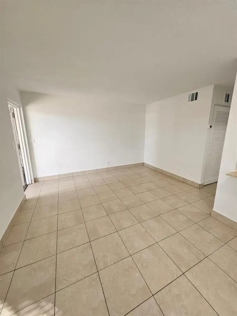 1150 NE 17TH Court # 16, Fort Lauderdale FL 33305 photo 3