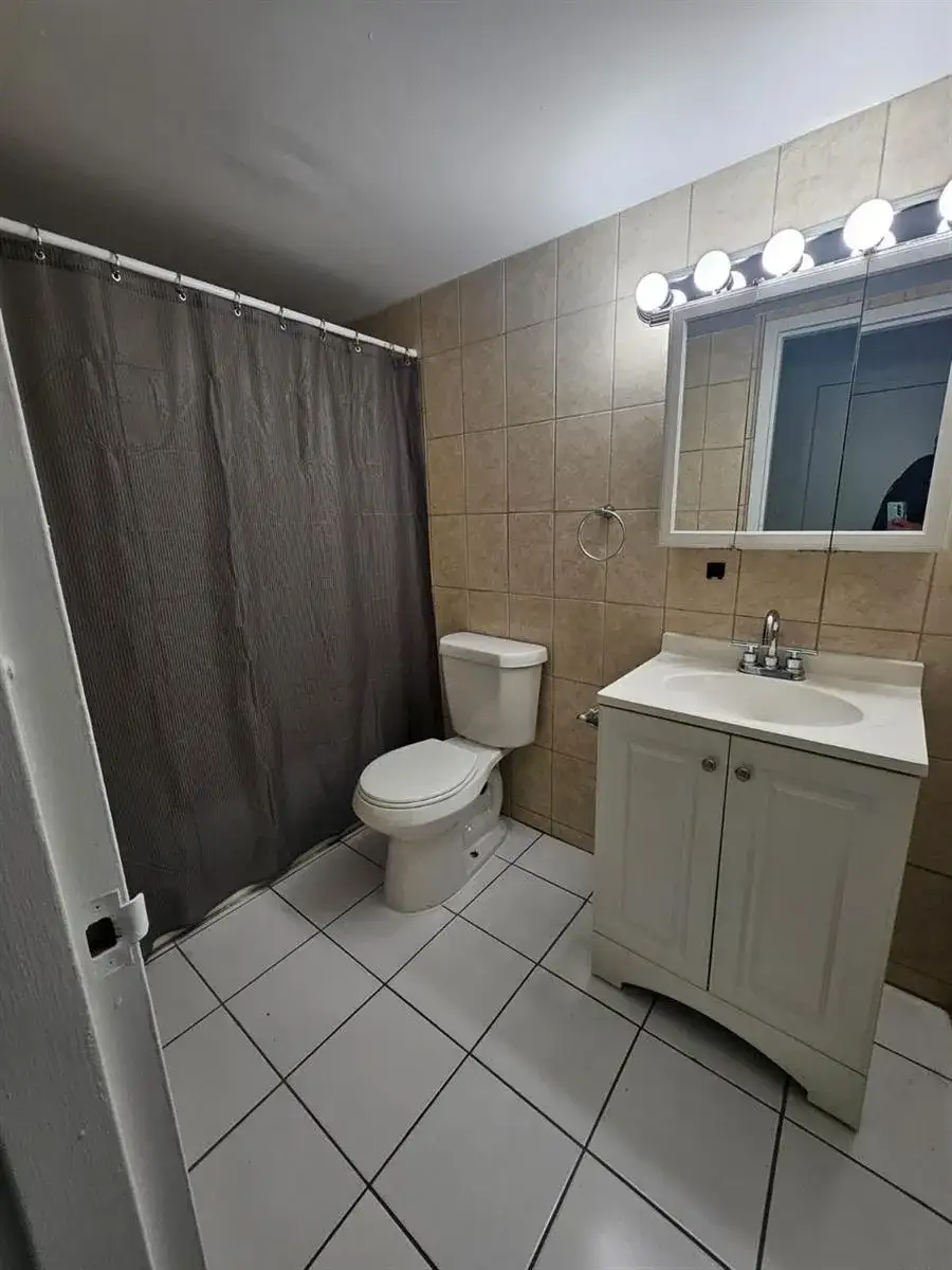 1150 NE 17TH Court # 16, Fort Lauderdale FL 33305 photo 5