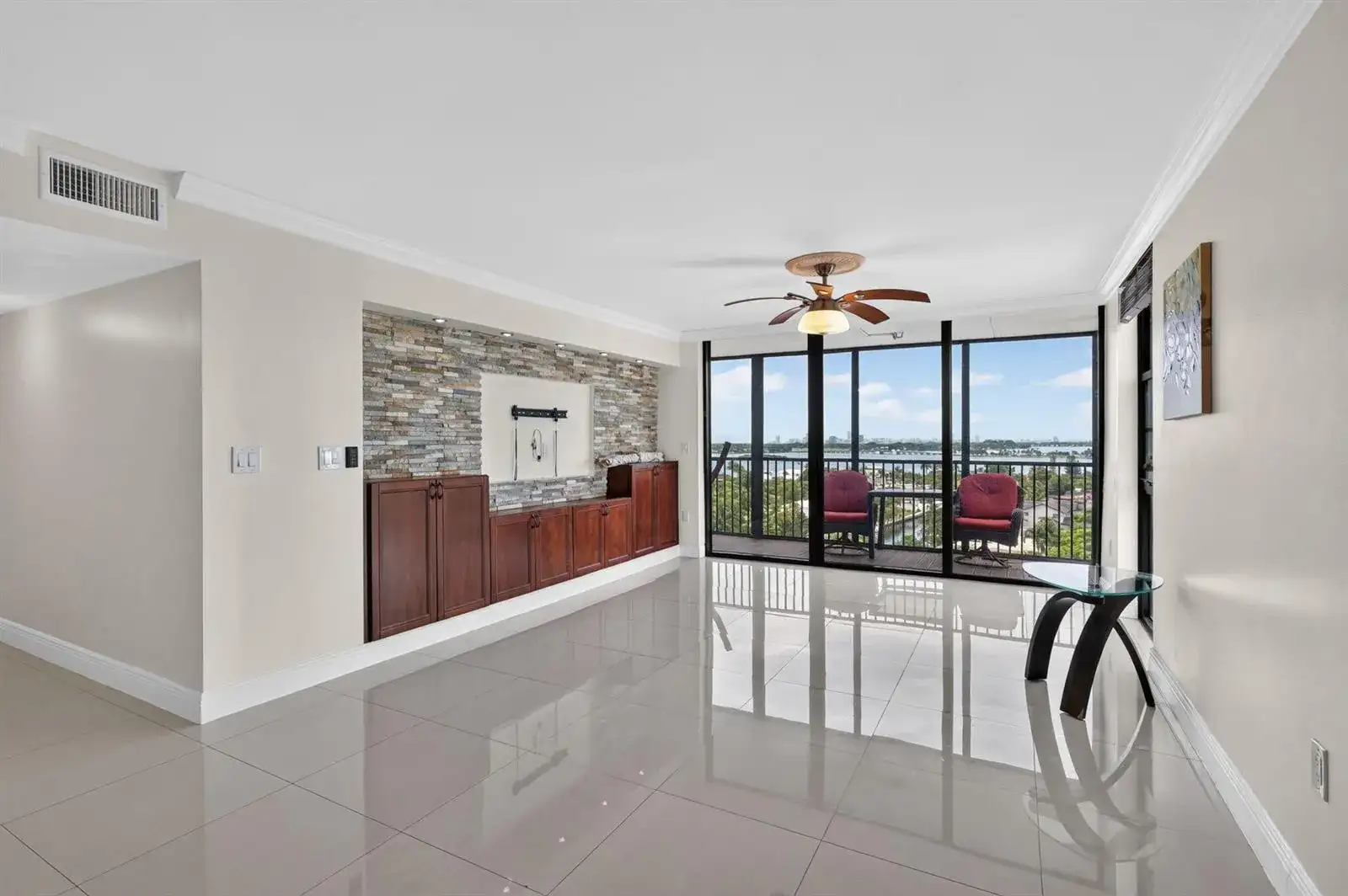 2500 NE 135TH Street # C1011, North Miami FL 33181 photo 5