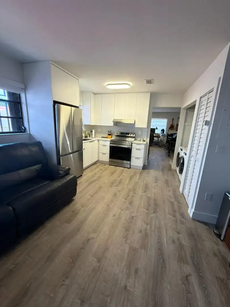 1212 SW 30TH Place, Miami FL 33135 photo 4