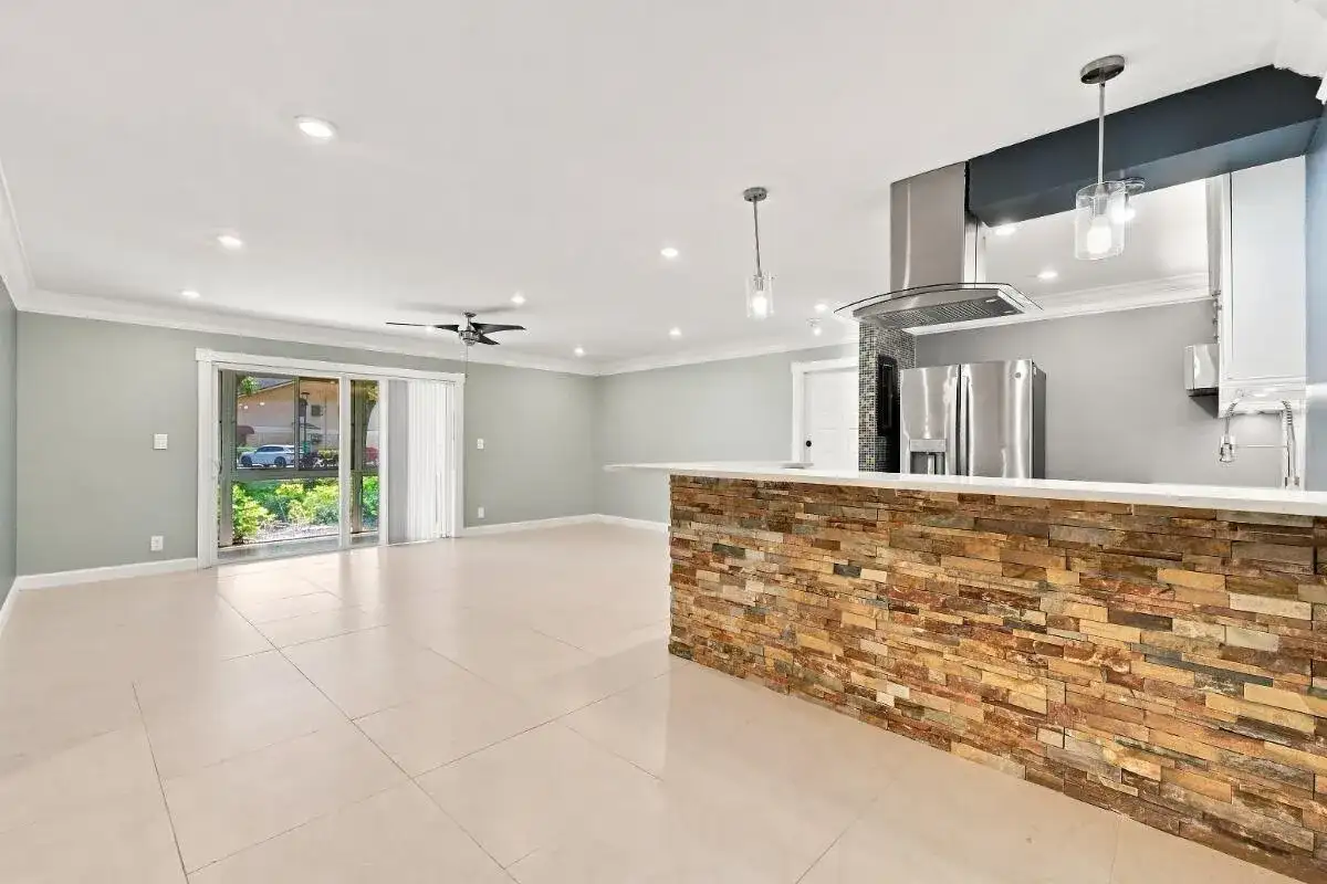 3017 N Oakland Forest Drive # 102, Oakland Park FL 33309 photo 5