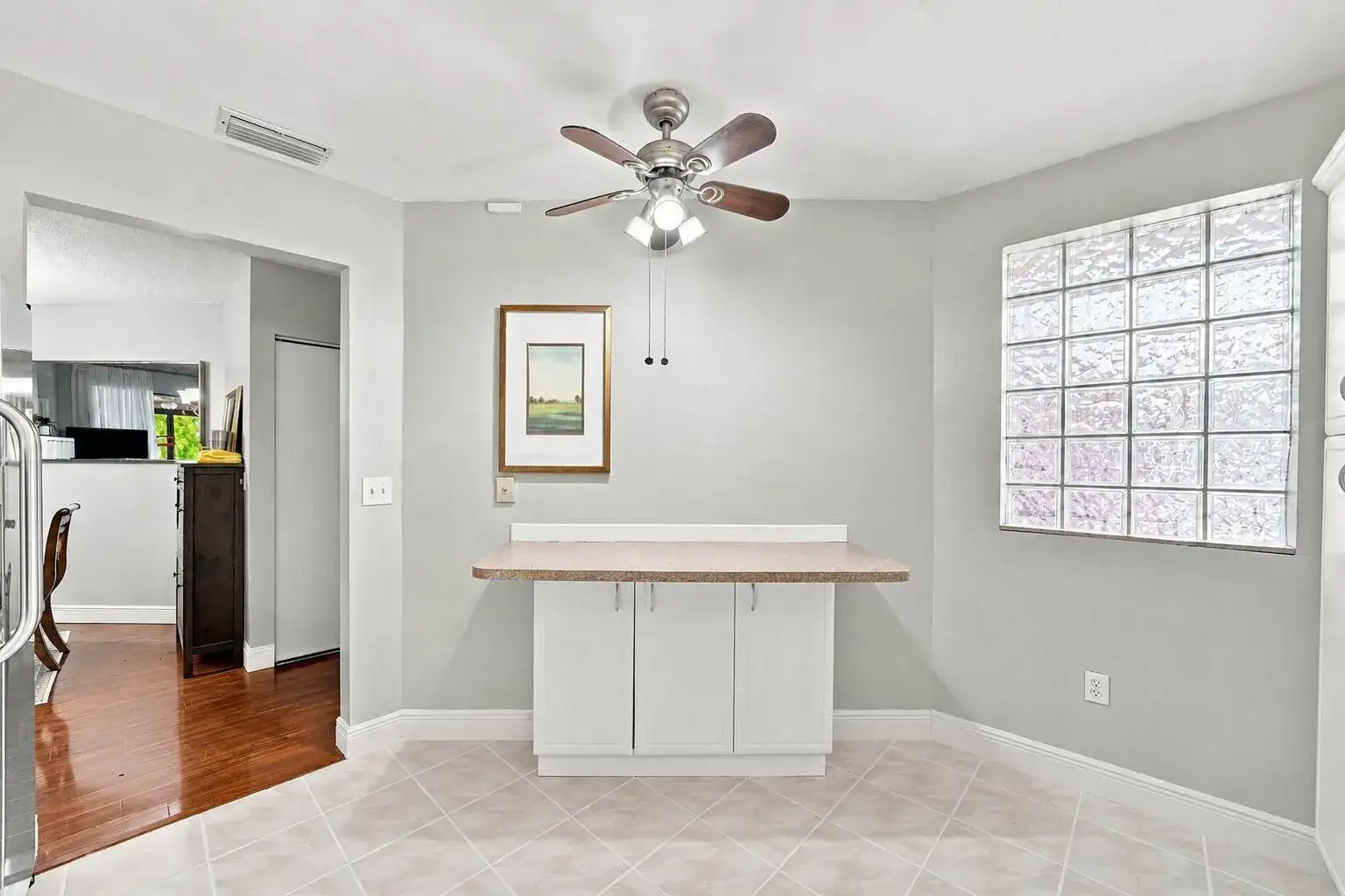 4111 CORAL TREE Circle # 321, Coconut Creek FL 33073 photo 4