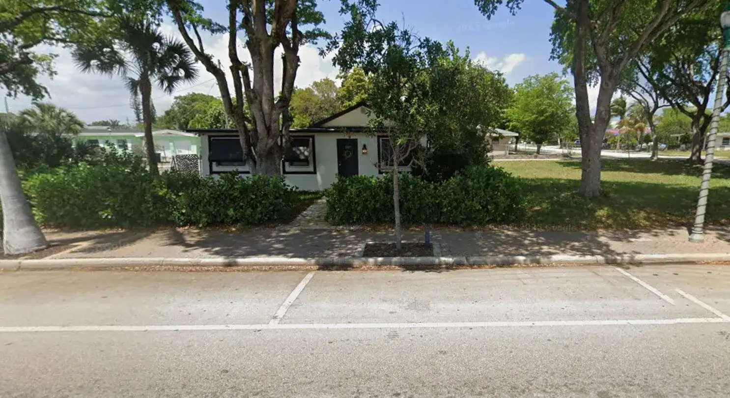 1107 W ATLANTIC Avenue, Delray Beach FL 33444 photo 2