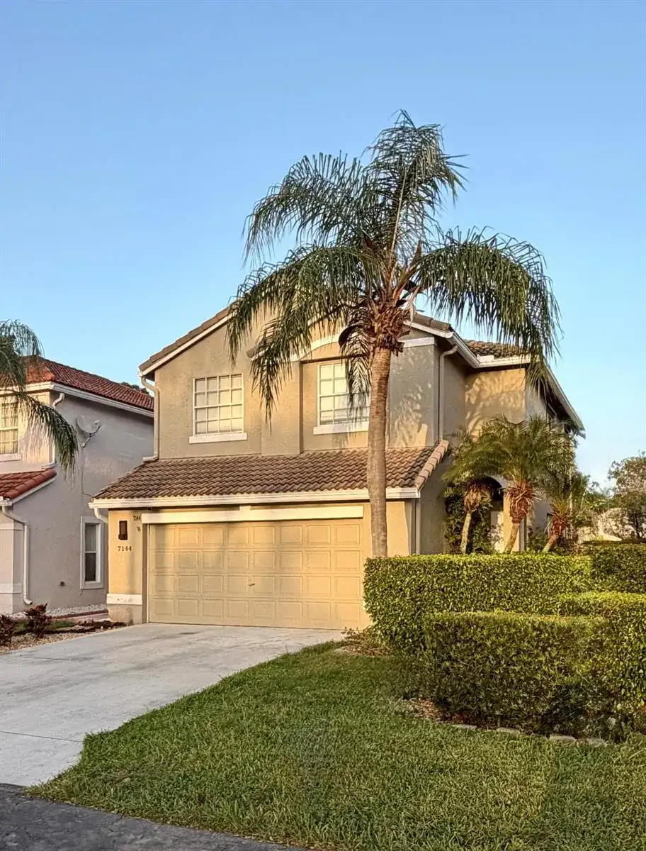 7144 CRAW KEY Way, Lake Worth FL 33467 photo 2
