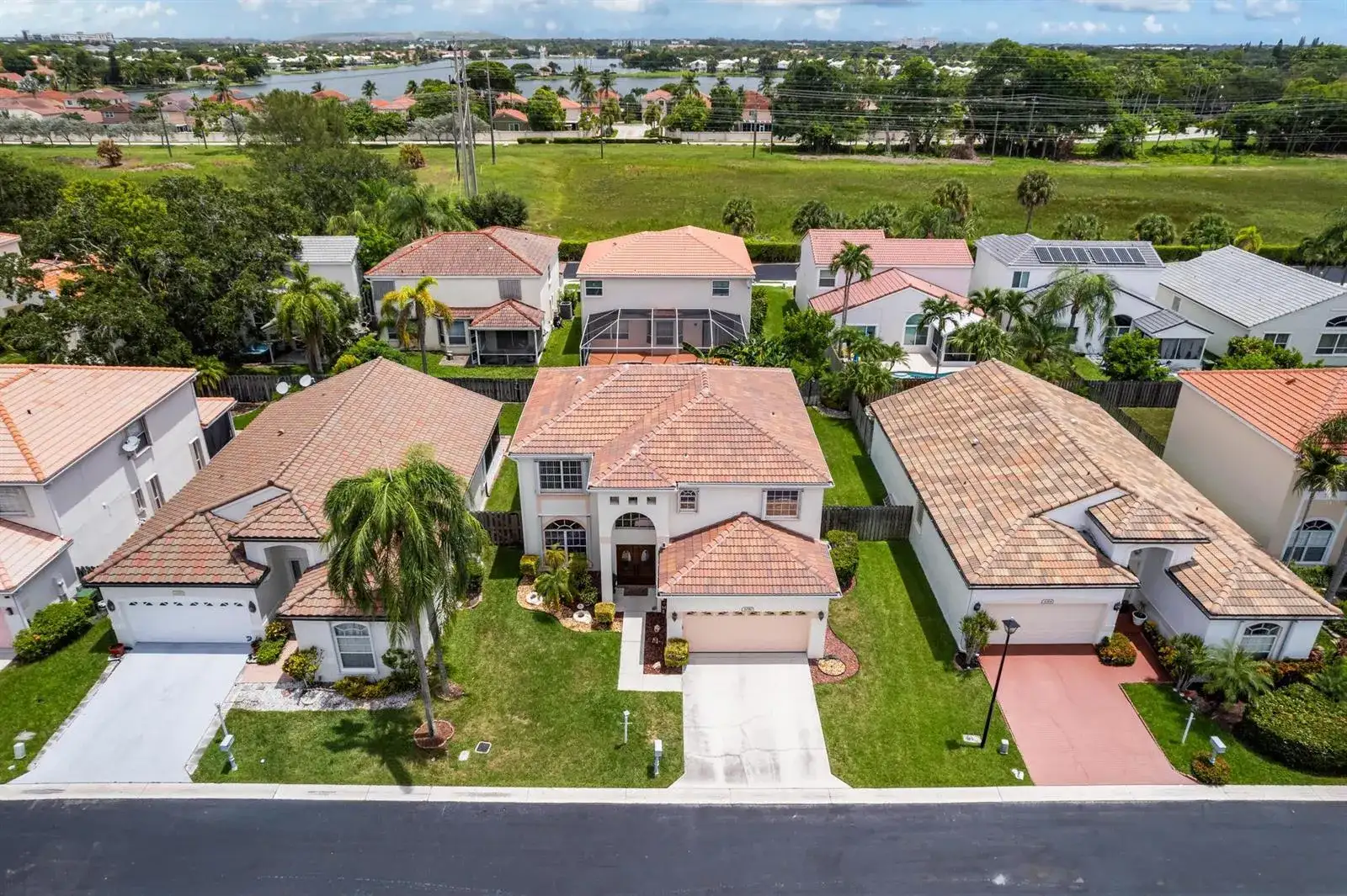 3090 BAYBERRY Way, Margate FL 33063 photo 3