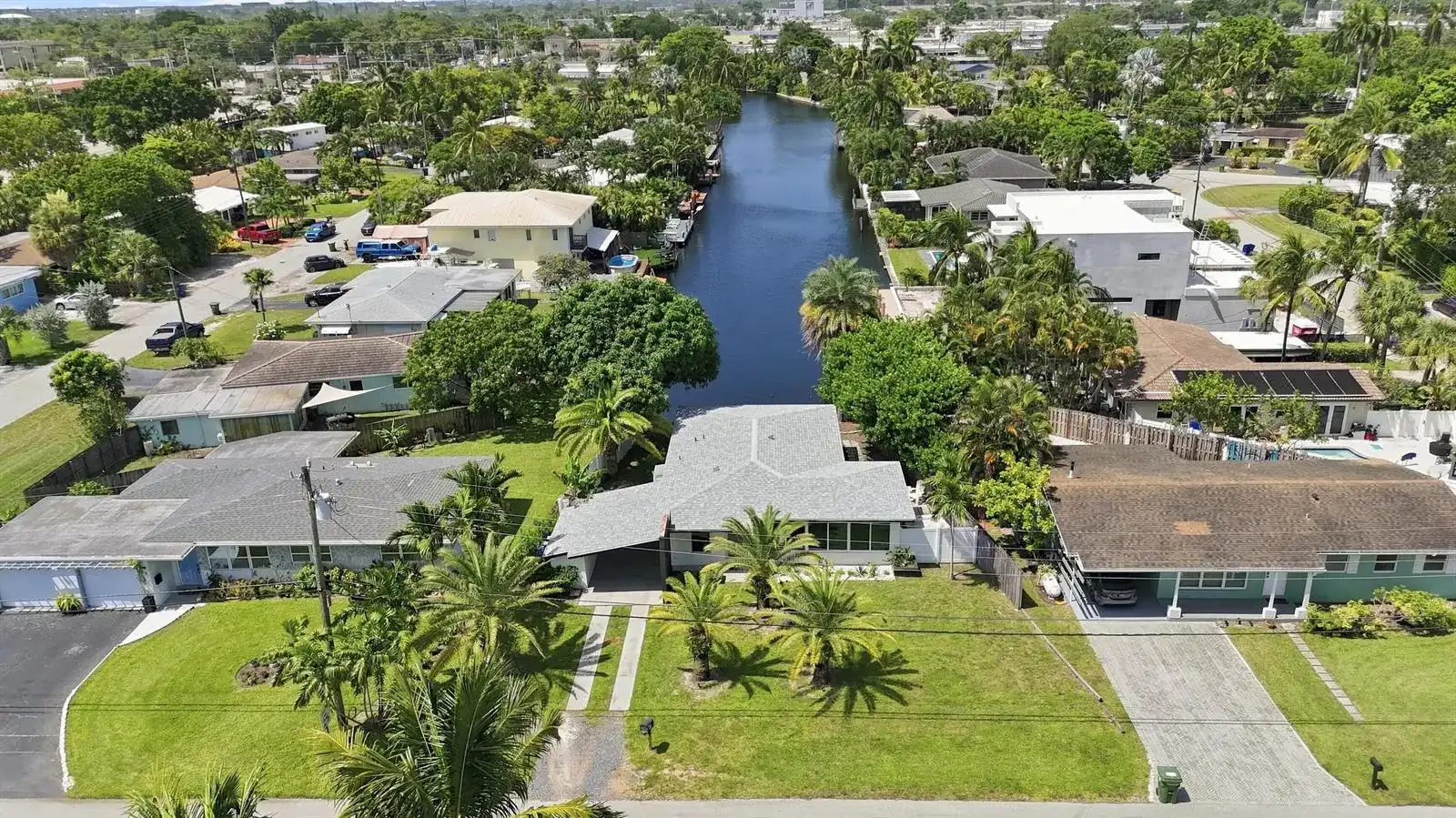 35 NE 29th Street, Wilton Manors FL 33334