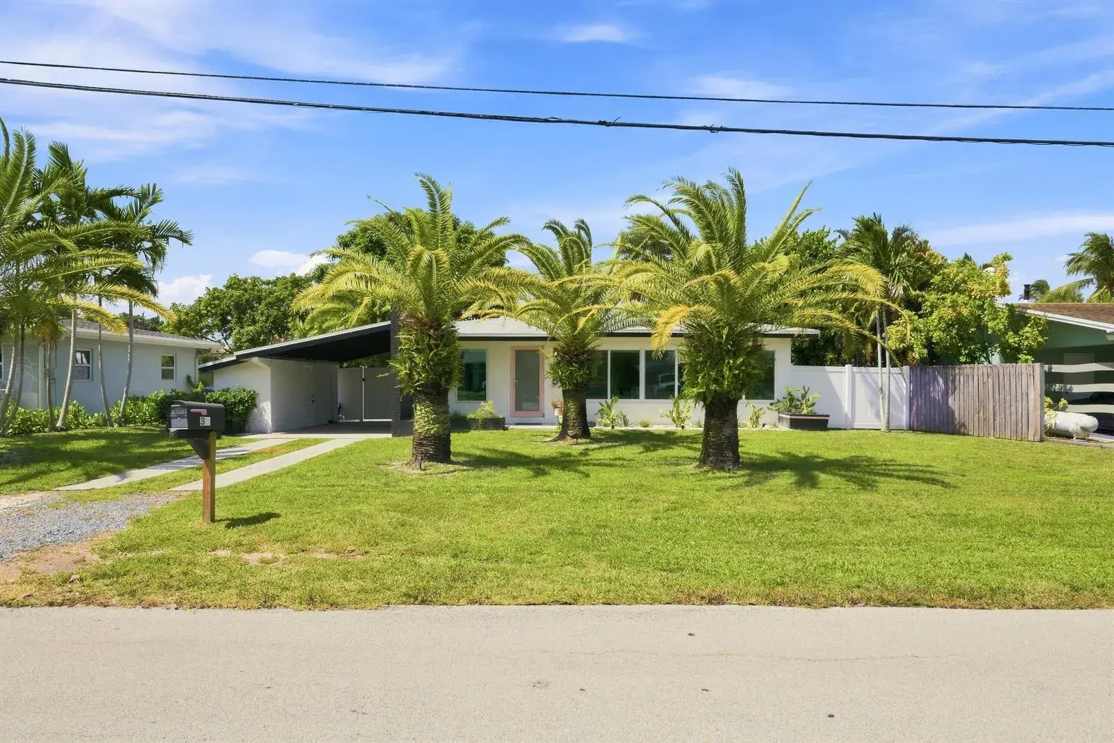 35 NE 29th Street, Wilton Manors FL 33334