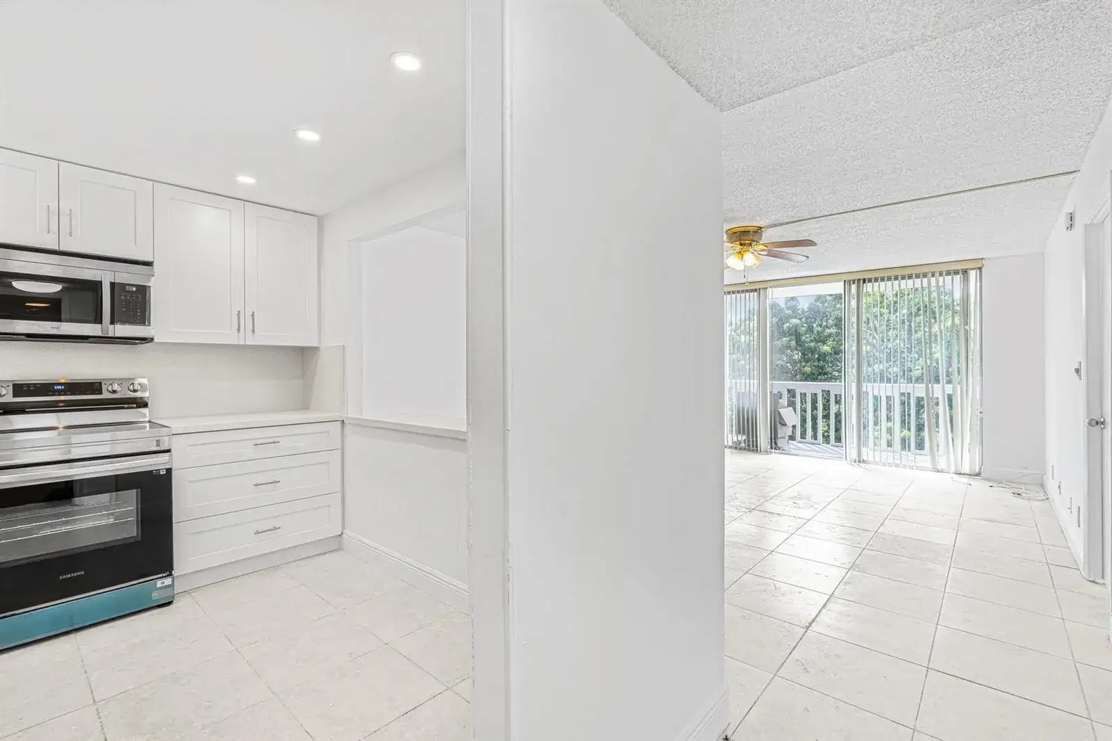 7081 ENVIRON Boulevard # 439, Lauderhill FL 33319 photo 4