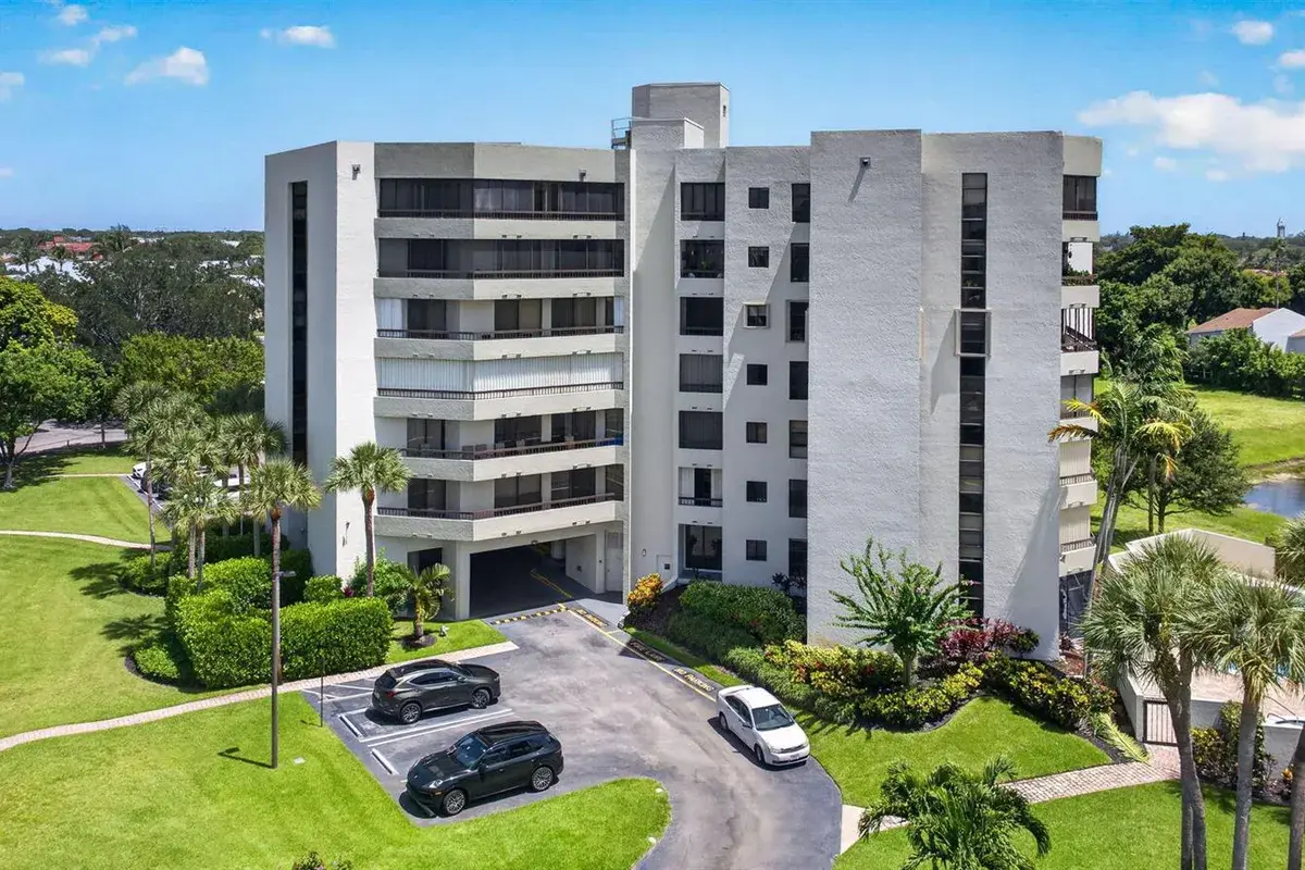 6372 La Costa Drive # 501, Boca Raton FL 33433
