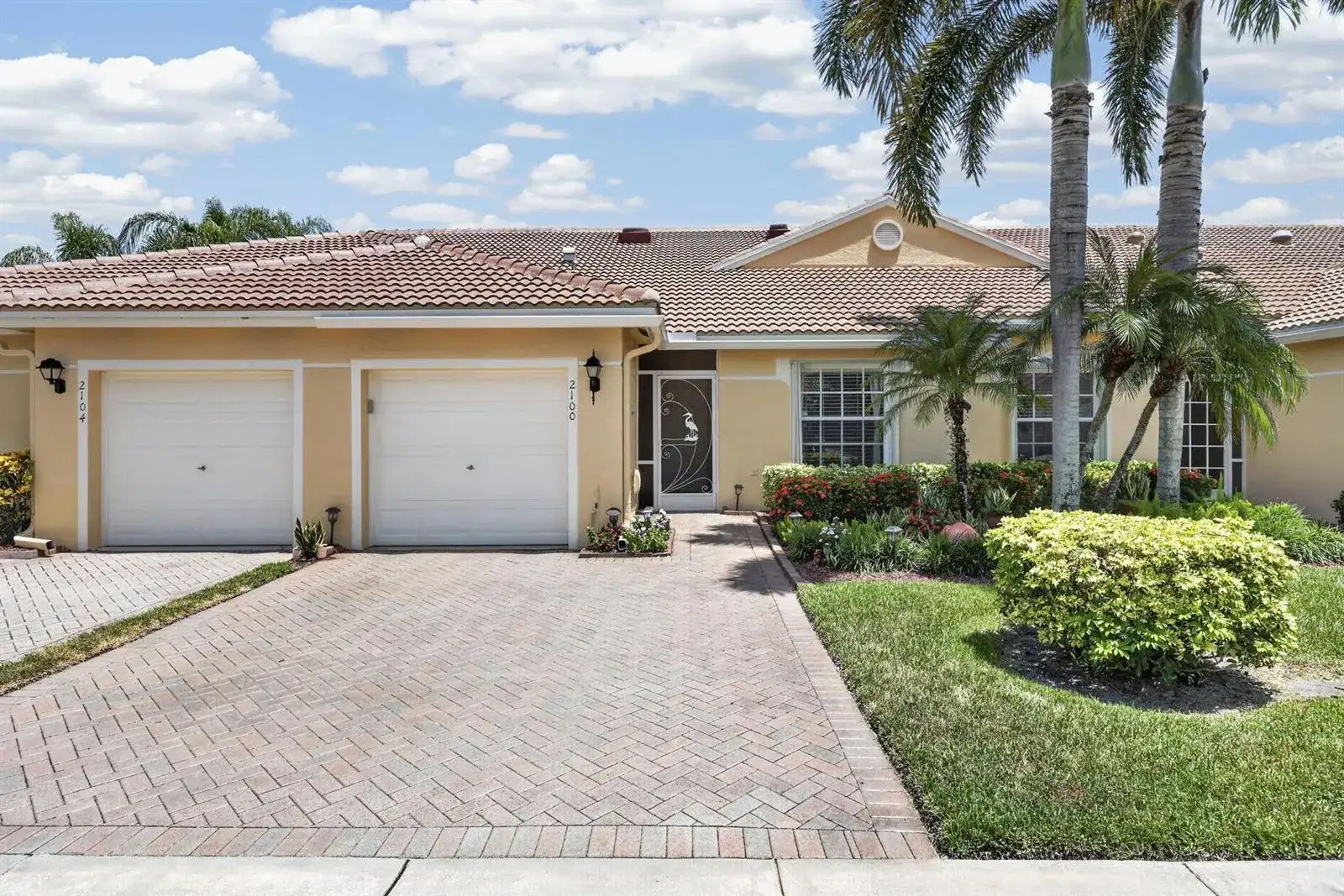 2100 Stonington Terrace, West Palm Beach FL 33411 photo 2