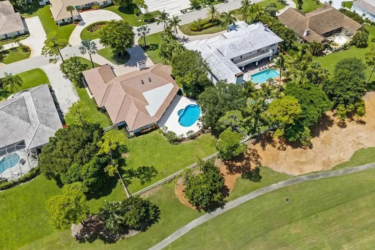 460 Glenbrook Drive, Atlantis FL 33462 photo 2