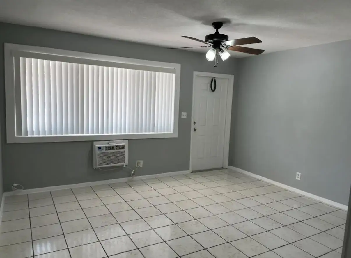 1241 SE 3RD Street # 4, Deerfield Beach FL 33441 photo 2