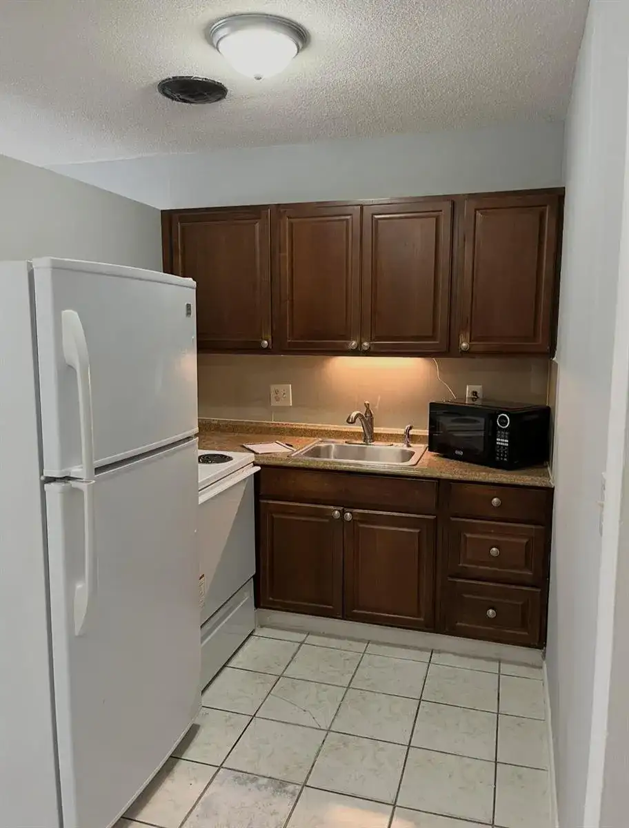 1241 SE 3RD Street # 4, Deerfield Beach FL 33441 photo 4