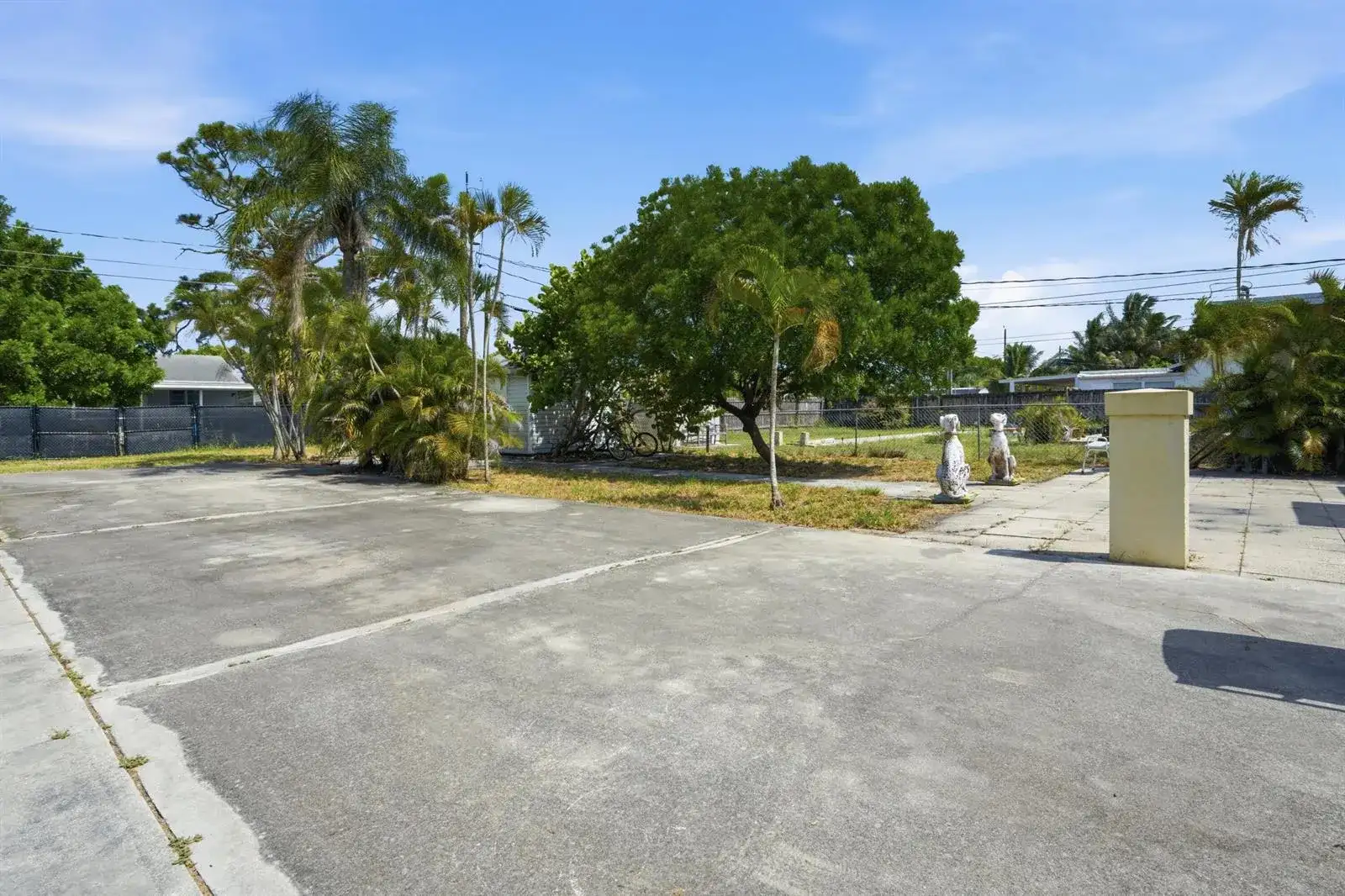 1214 N C Street, FL 33460 photo 5