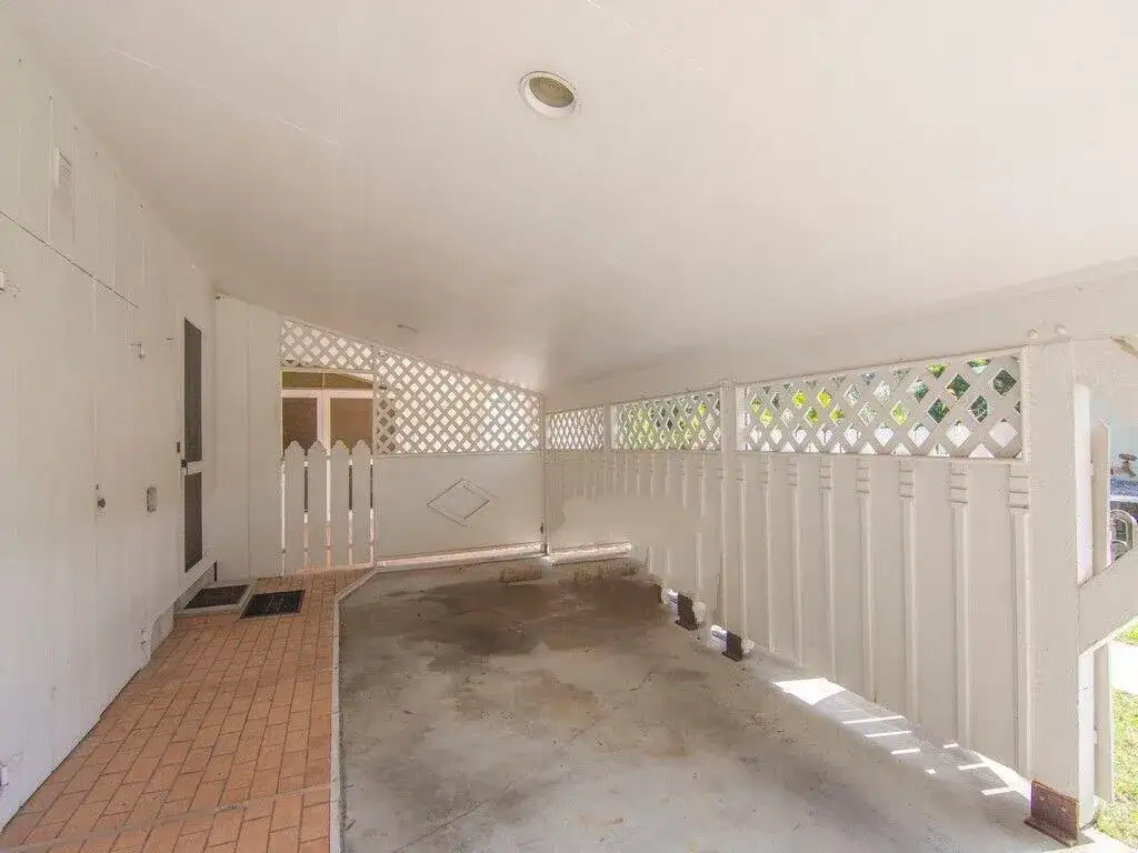 7204 PASO ROBLES Boulevard, Fort Pierce FL 34951 photo 5