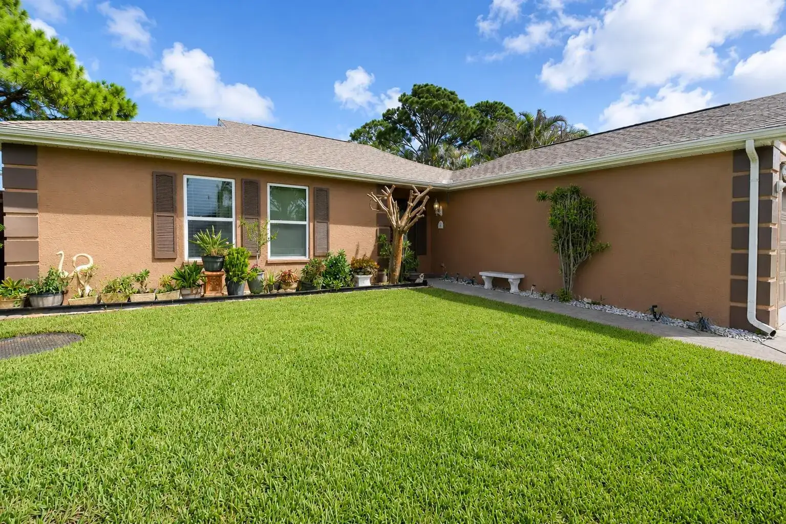 397 SW RAY Avenue, Port St. Lucie FL 34983 photo 3