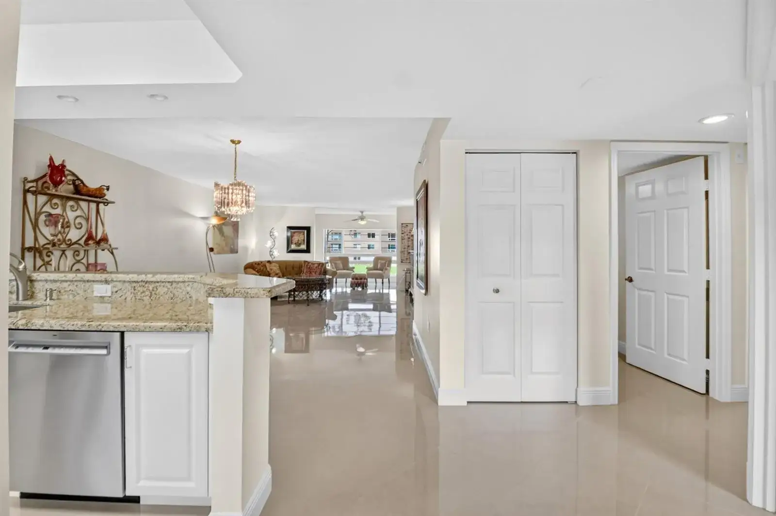 12511 Imperial Isle Drive # 205, Boynton Beach FL 33437 photo 2