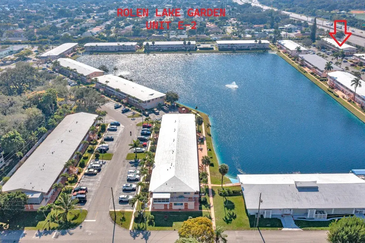 1000 SW 11th Avenue # 2E, Hallandale Beach FL 33009