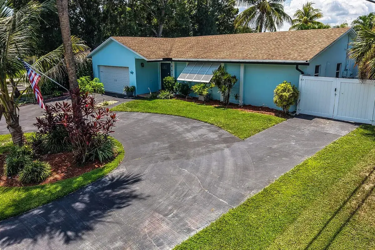 10015 Daisy Avenue, Palm Beach Gardens FL 33410