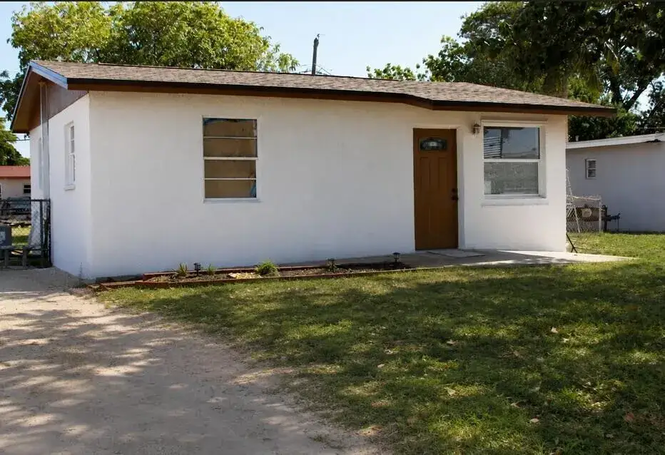 2304 NW 15TH Court, Fort Lauderdale FL 33311