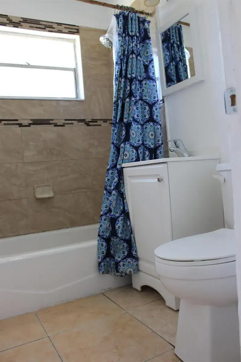 2304 NW 15TH Court, Fort Lauderdale FL 33311 photo 4