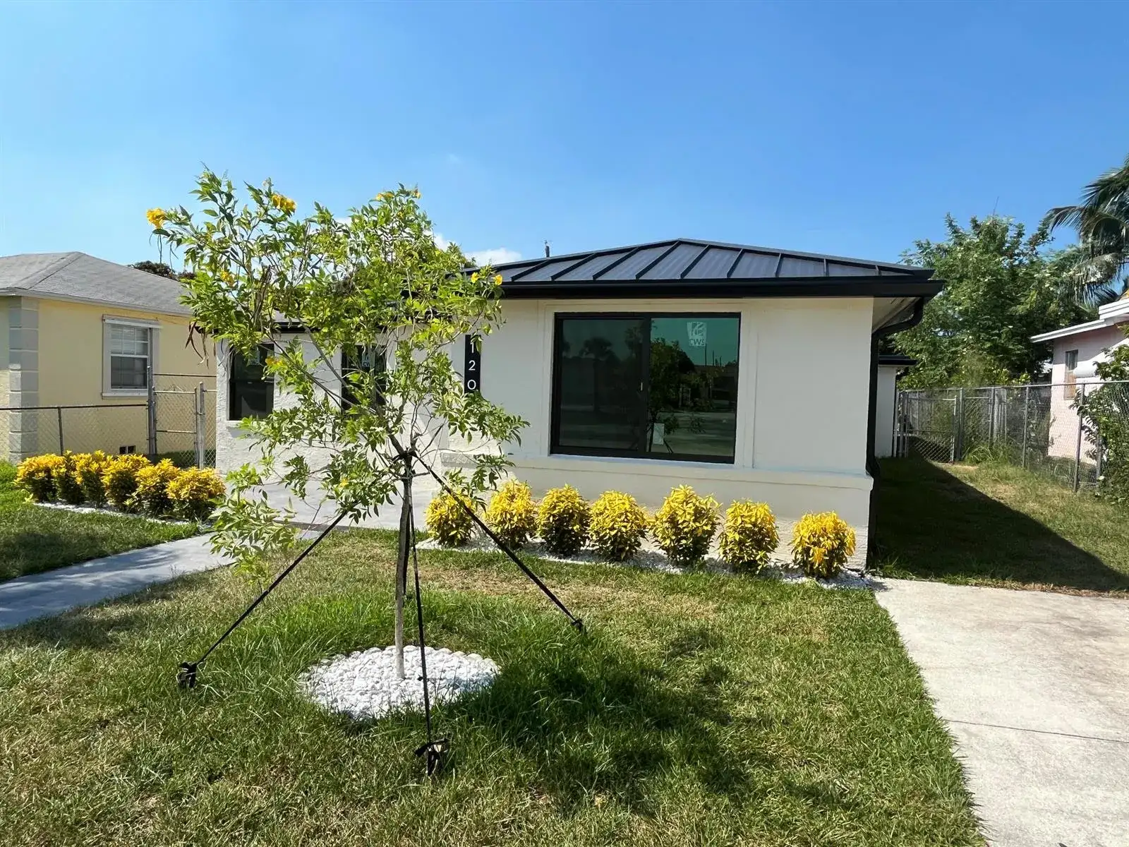 120 W 22ND Street, Riviera Beach FL 33404 photo 2