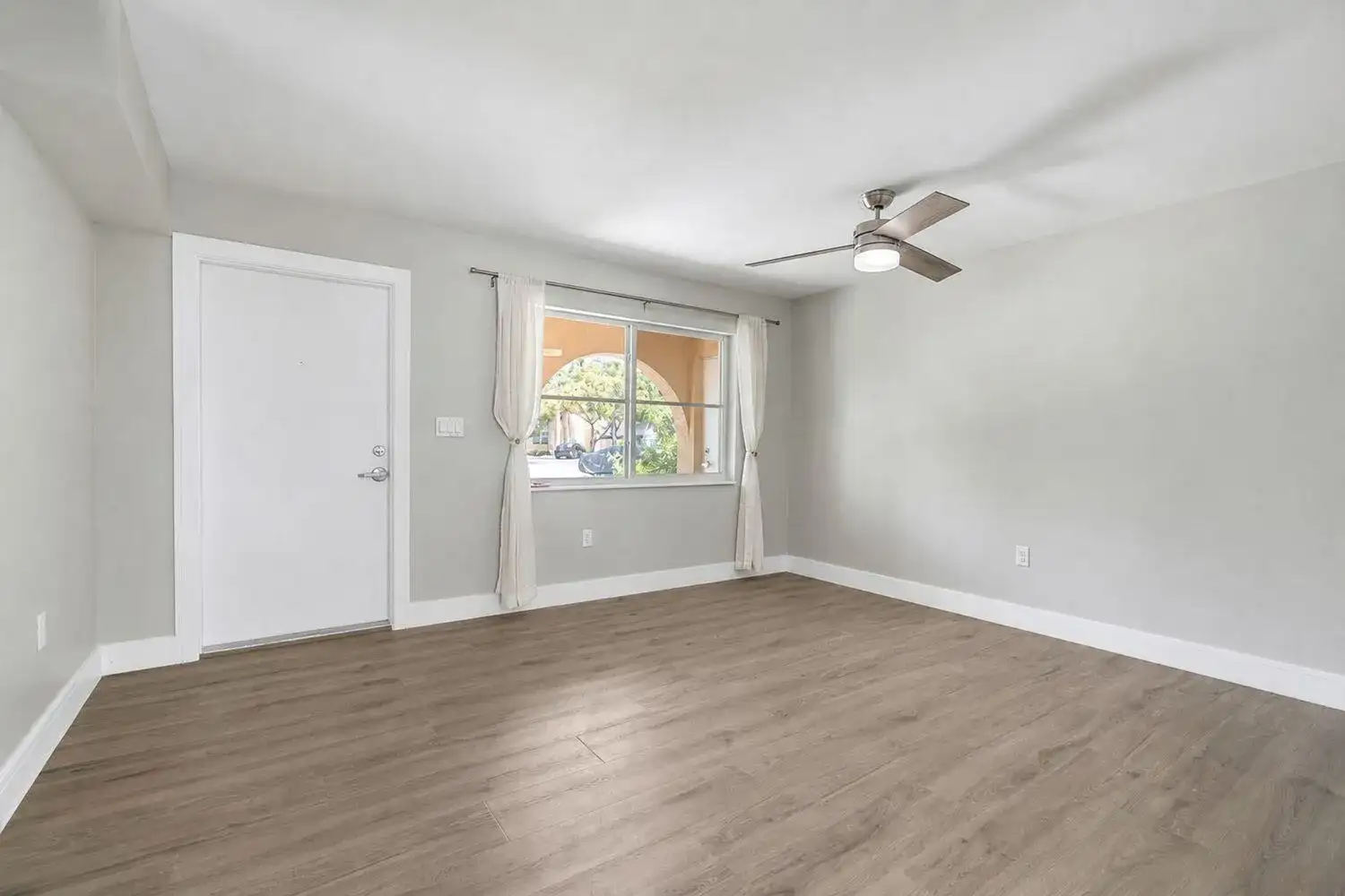 10792 La Placida Drive # 4, Coral Springs FL 33065 photo 5
