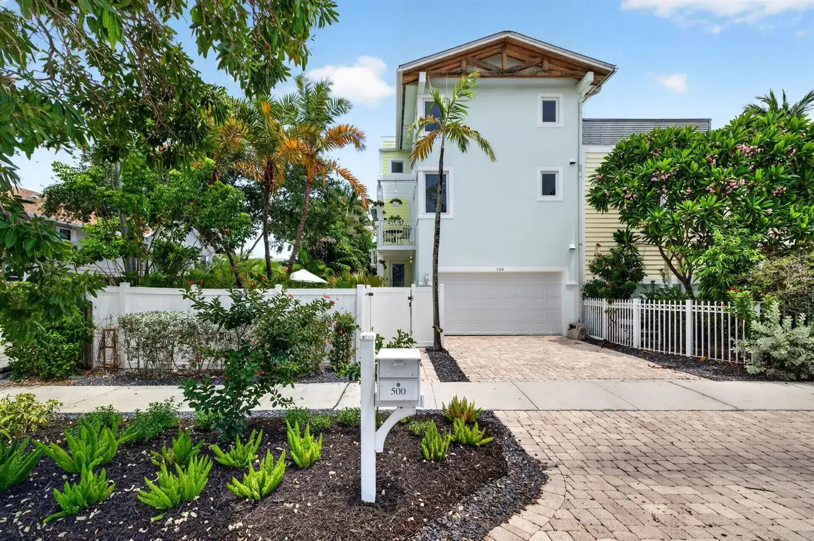 500 NE 17TH Avenue, Fort Lauderdale FL 33301
