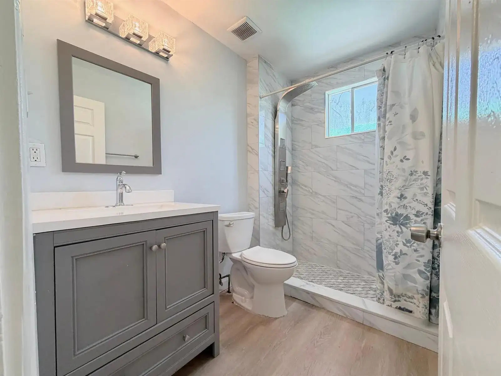 731 TUSCALOOSA Street # 2, West Palm Beach FL 33405 photo 2