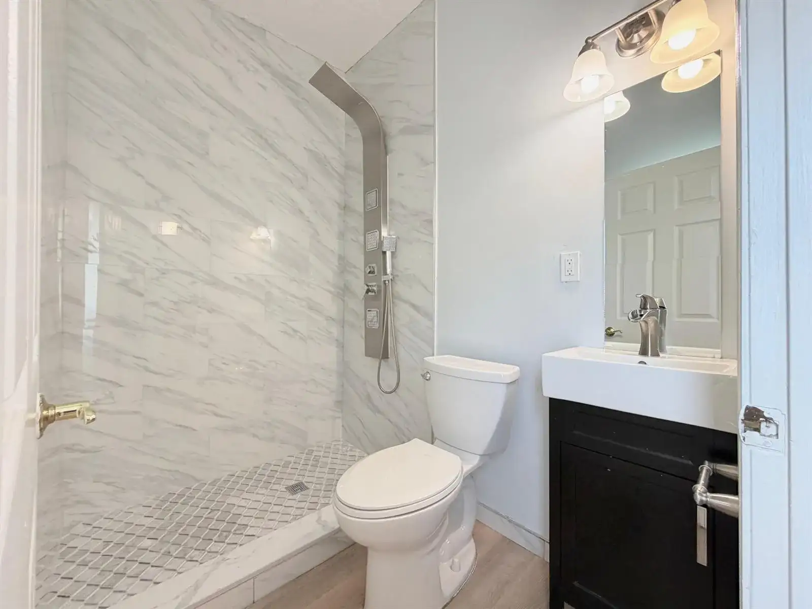 731 TUSCALOOSA Street # 2, West Palm Beach FL 33405 photo 4