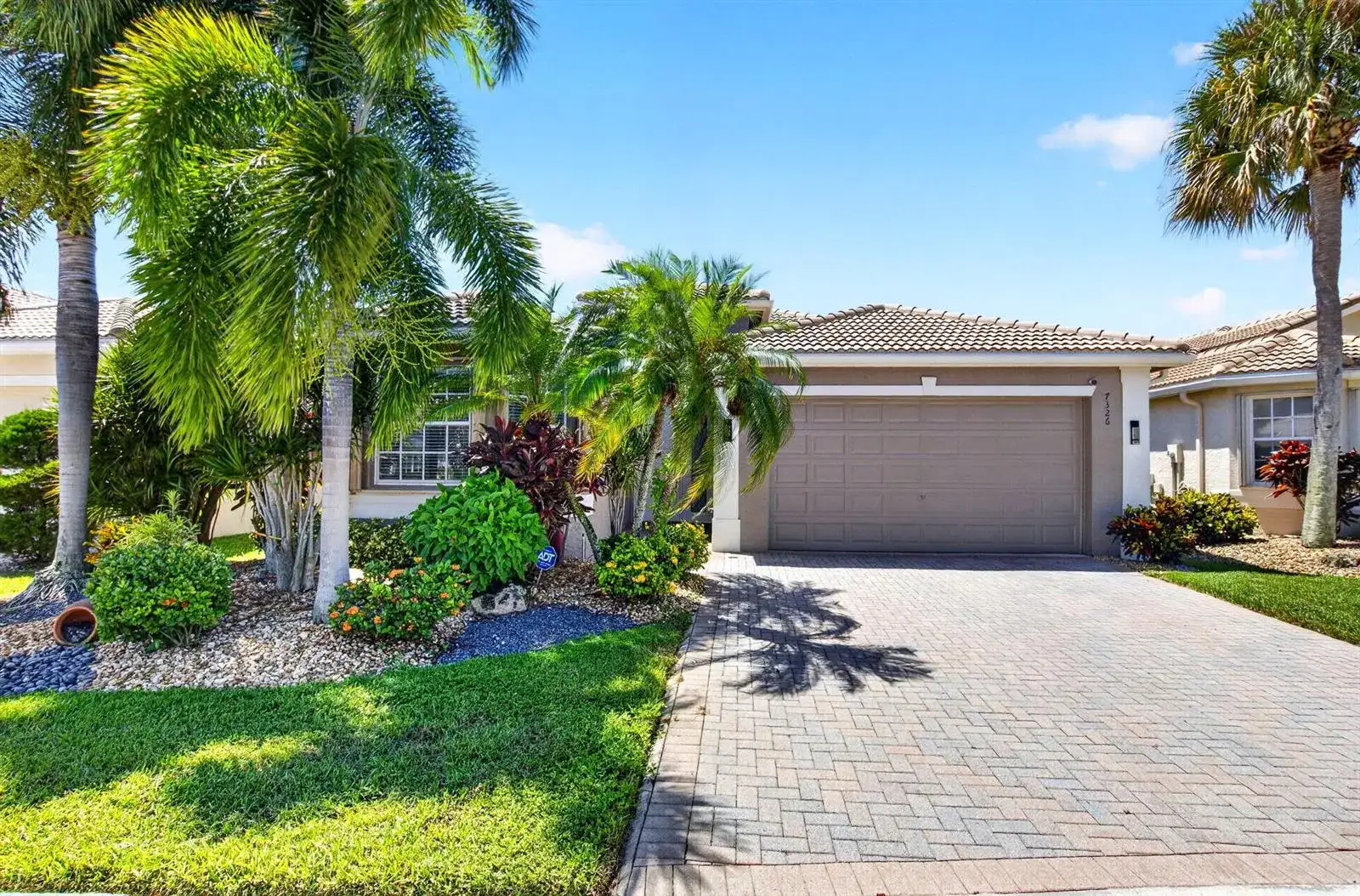 7326 Cortes Lake Drive, Delray Beach FL 33446 photo 2