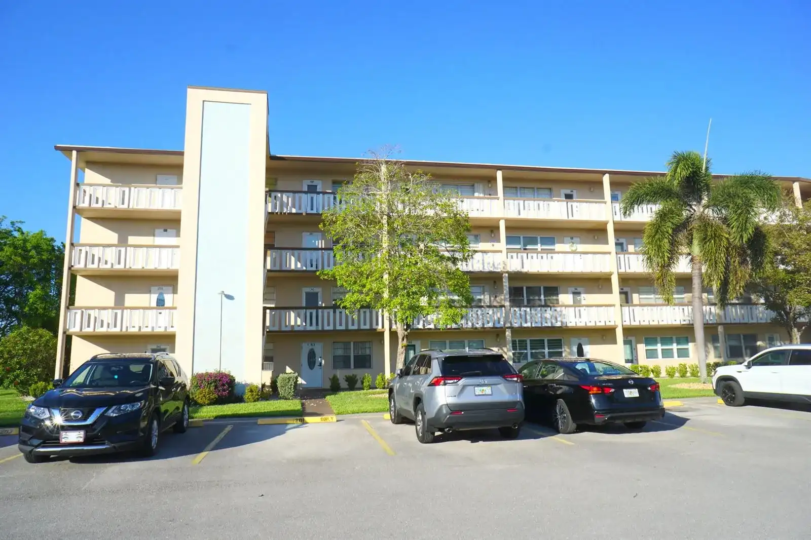 401 Southampton A # 401, West Palm Beach FL 33417
