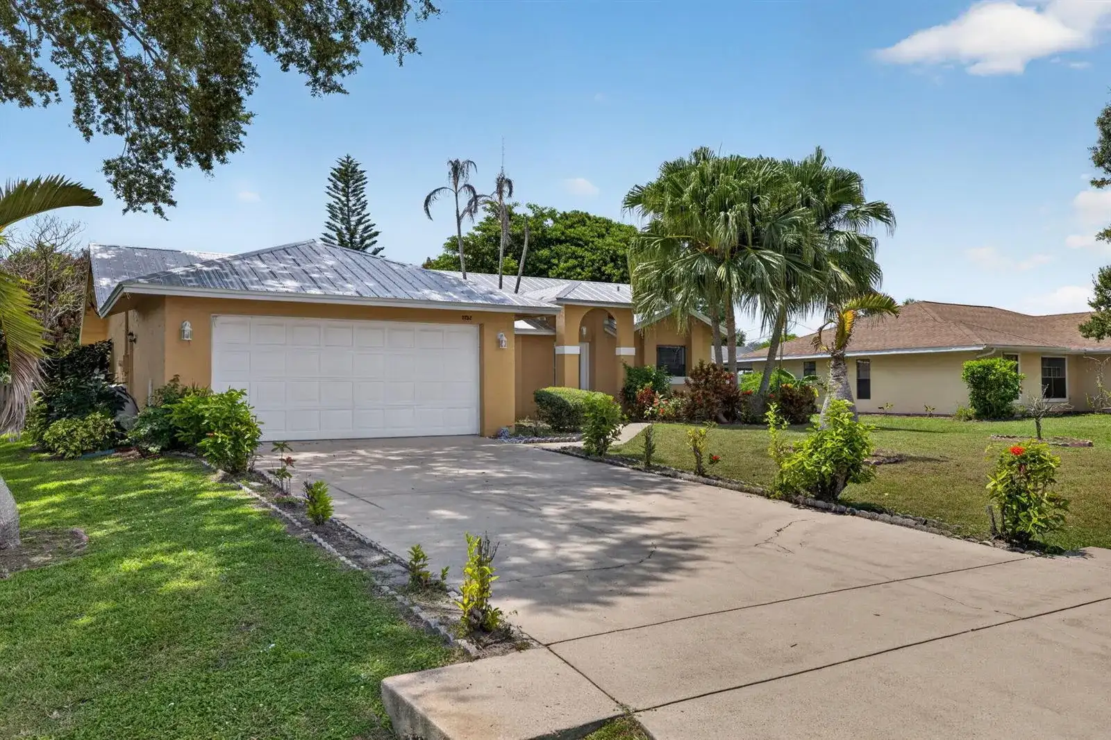 2252 SE MCMASTER Street, Port St. Lucie FL 34952 photo 3