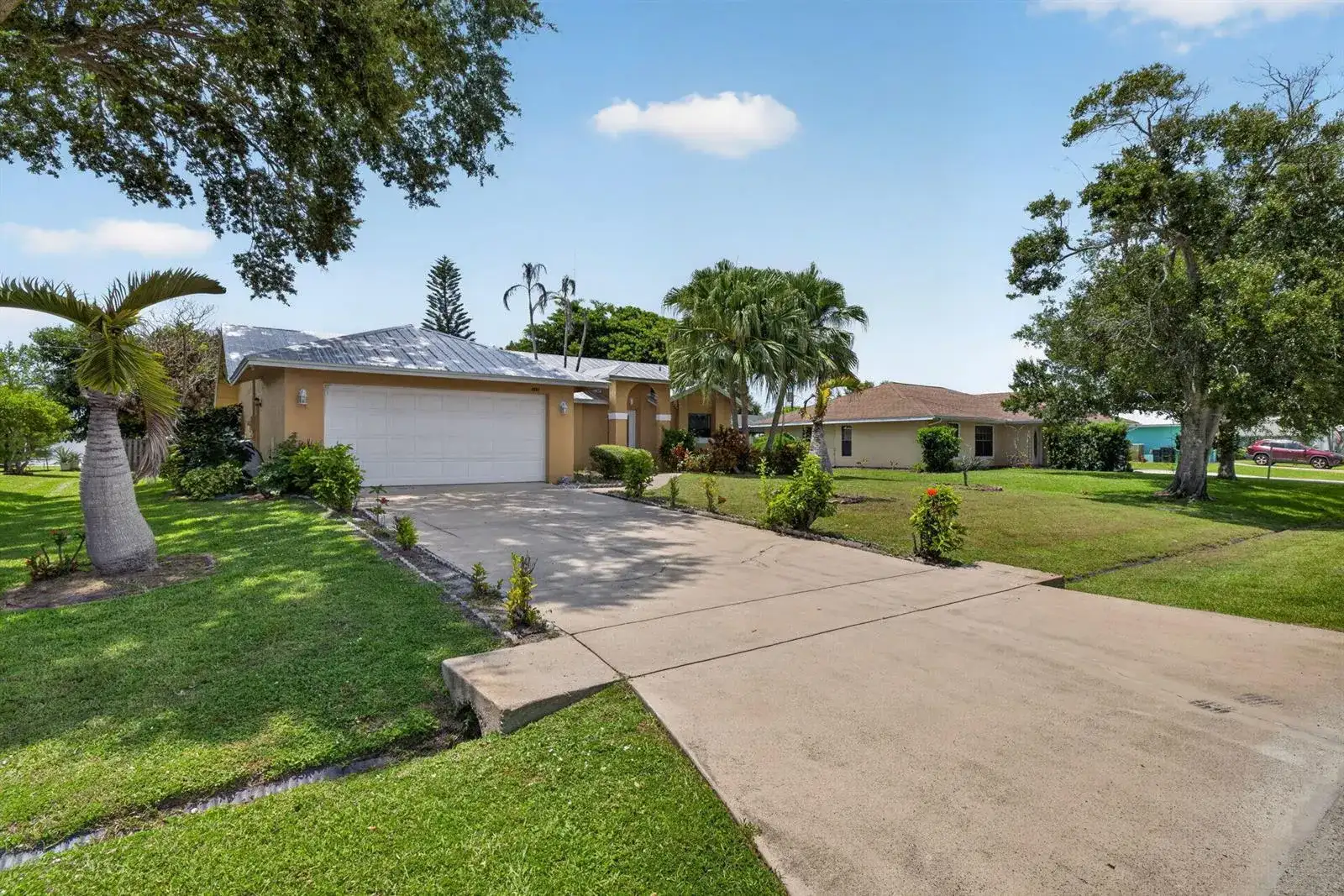 2252 SE MCMASTER Street, Port St. Lucie FL 34952 photo 4