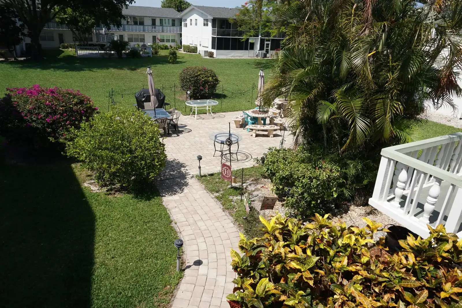 202 Andover H, West Palm Beach FL 33417