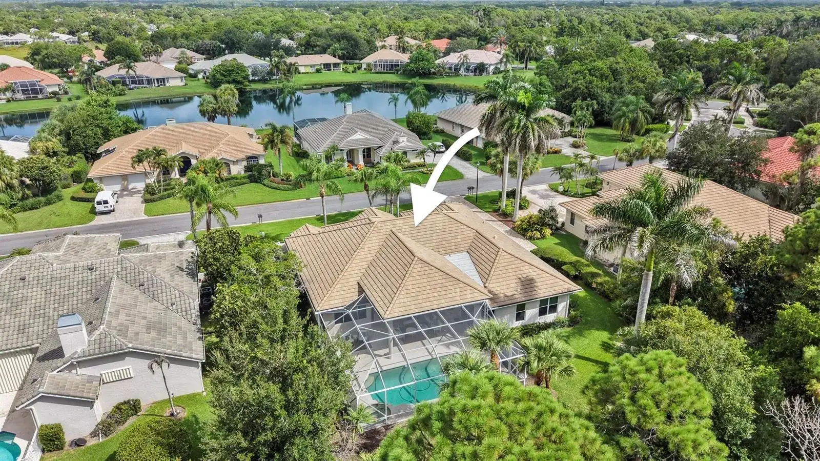 4931 SE Lost Lake Way, Hobe Sound FL 33455 photo 2