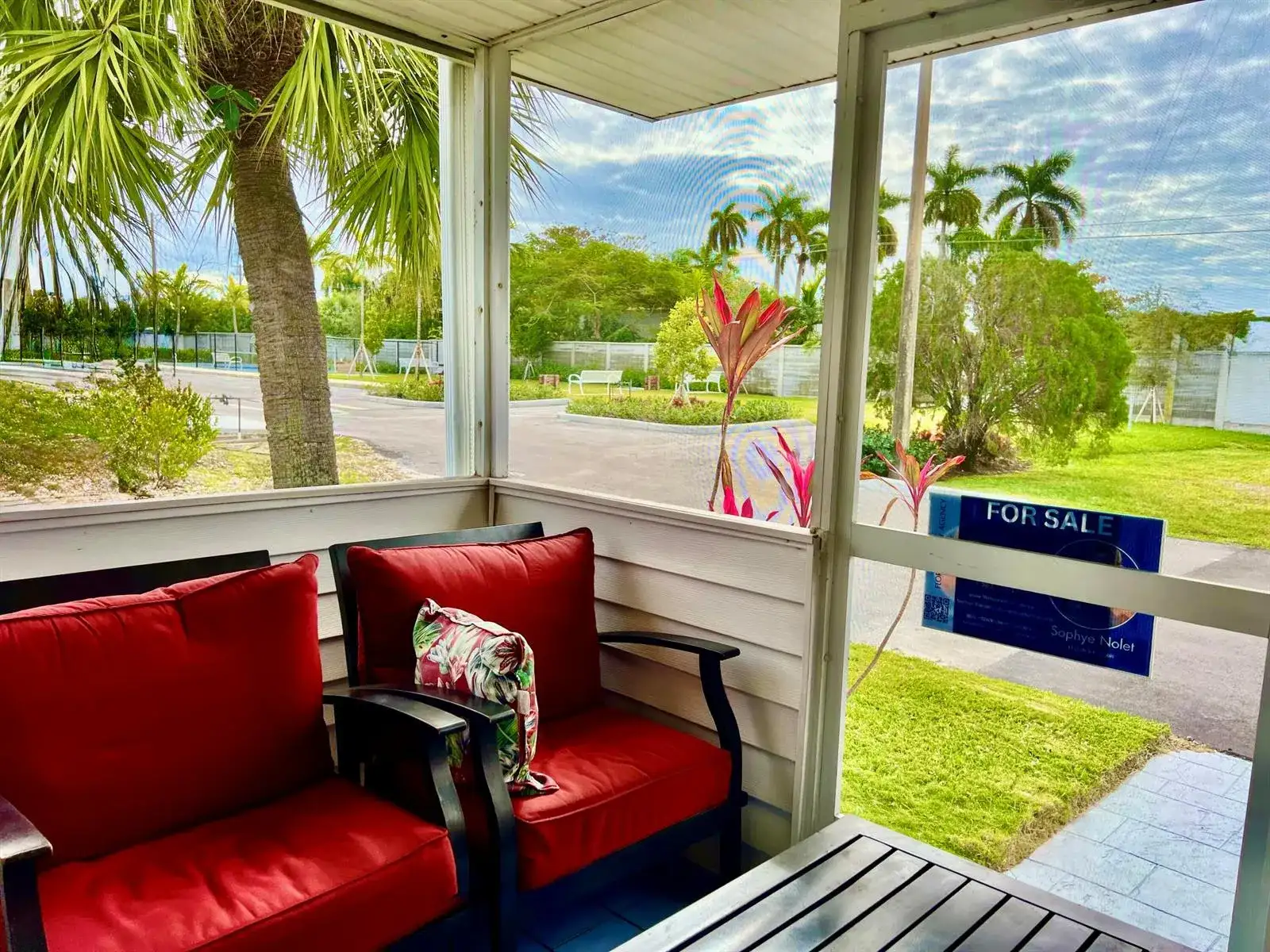 3225 South Street, Hollywood FL 33021 photo 2