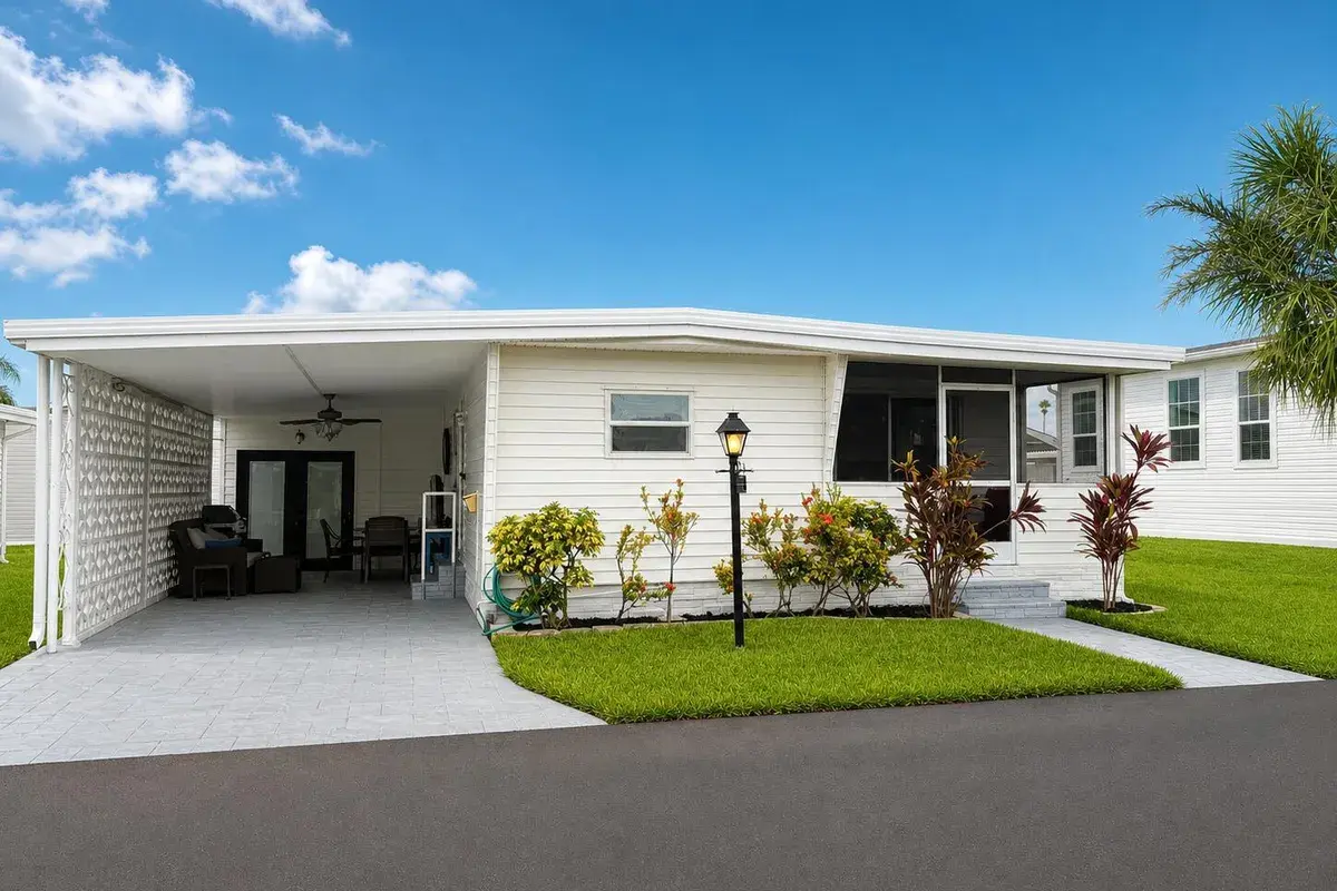 3225 South Street, Hollywood FL 33021