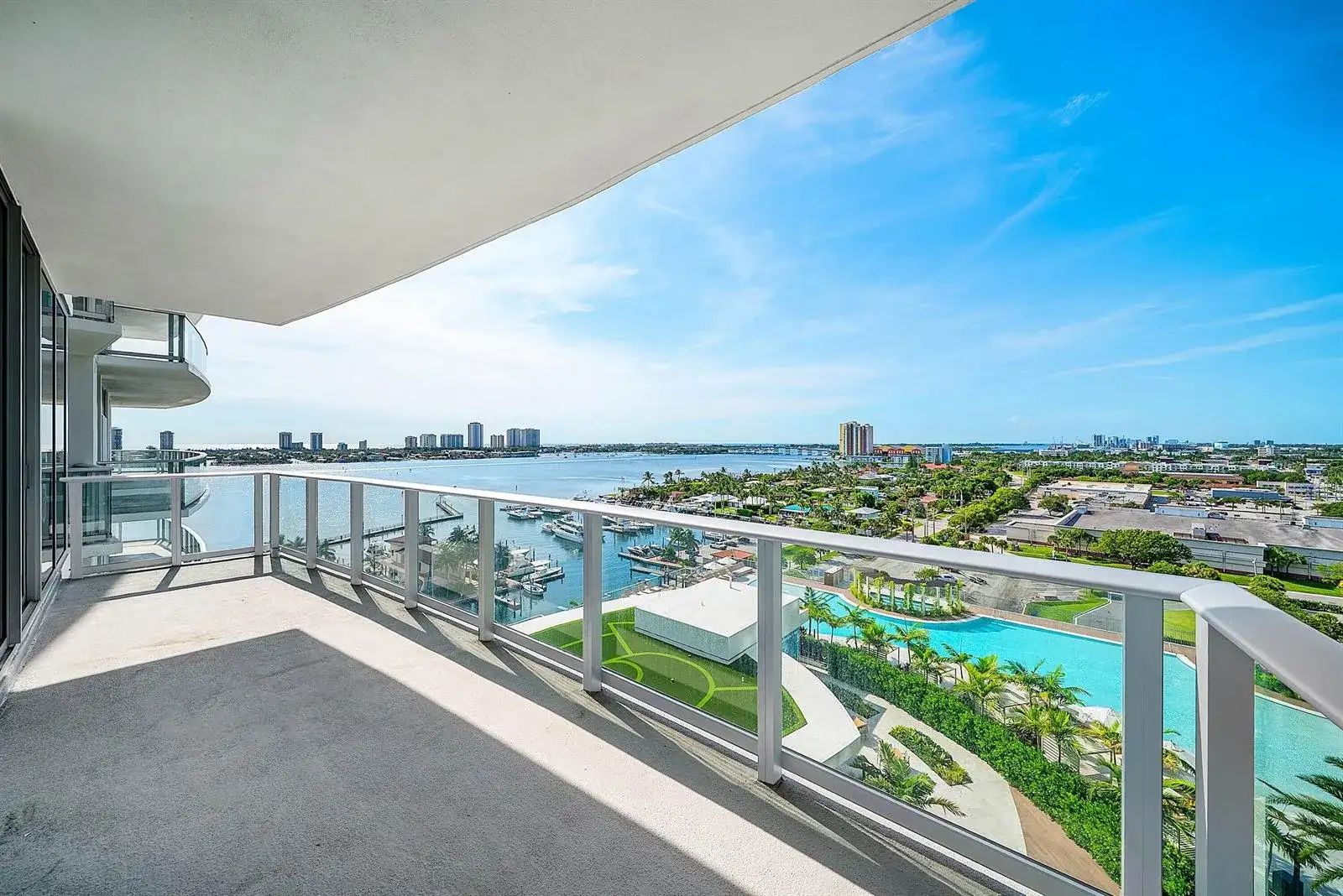 220 LAKE SHORE DR Drive # 1107, Lake Park FL 33403 photo 2