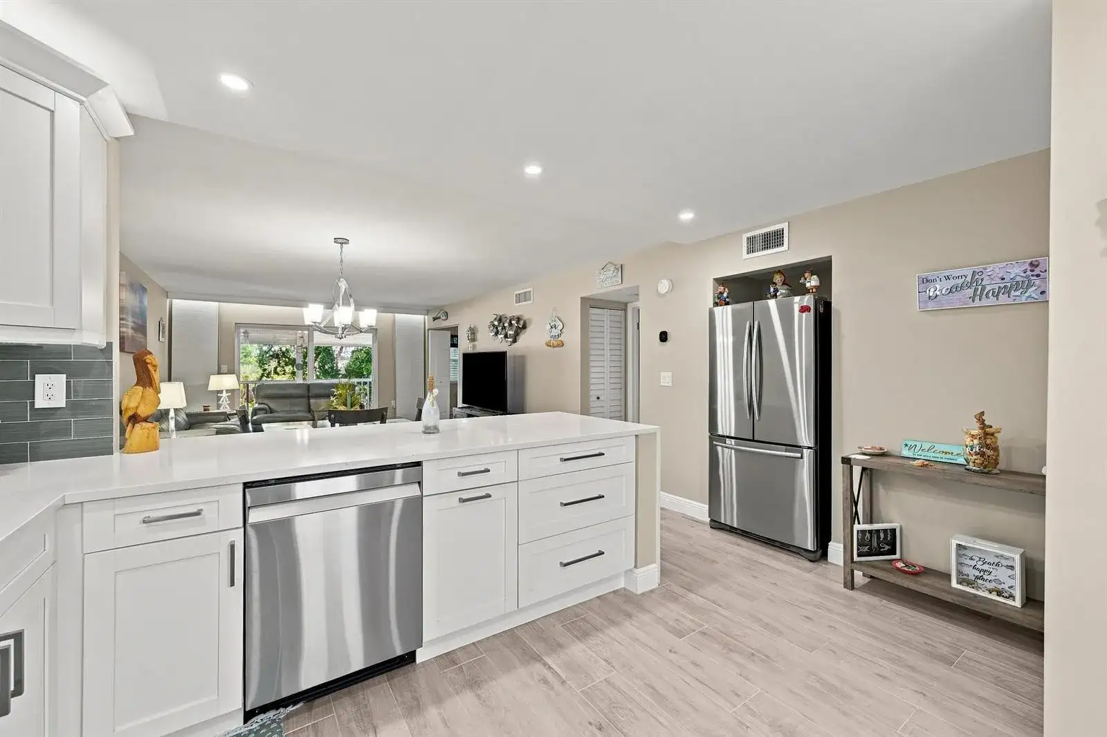 4629 POINCIANA Street # 304, Lauderdale By The Sea FL 33308 photo 3