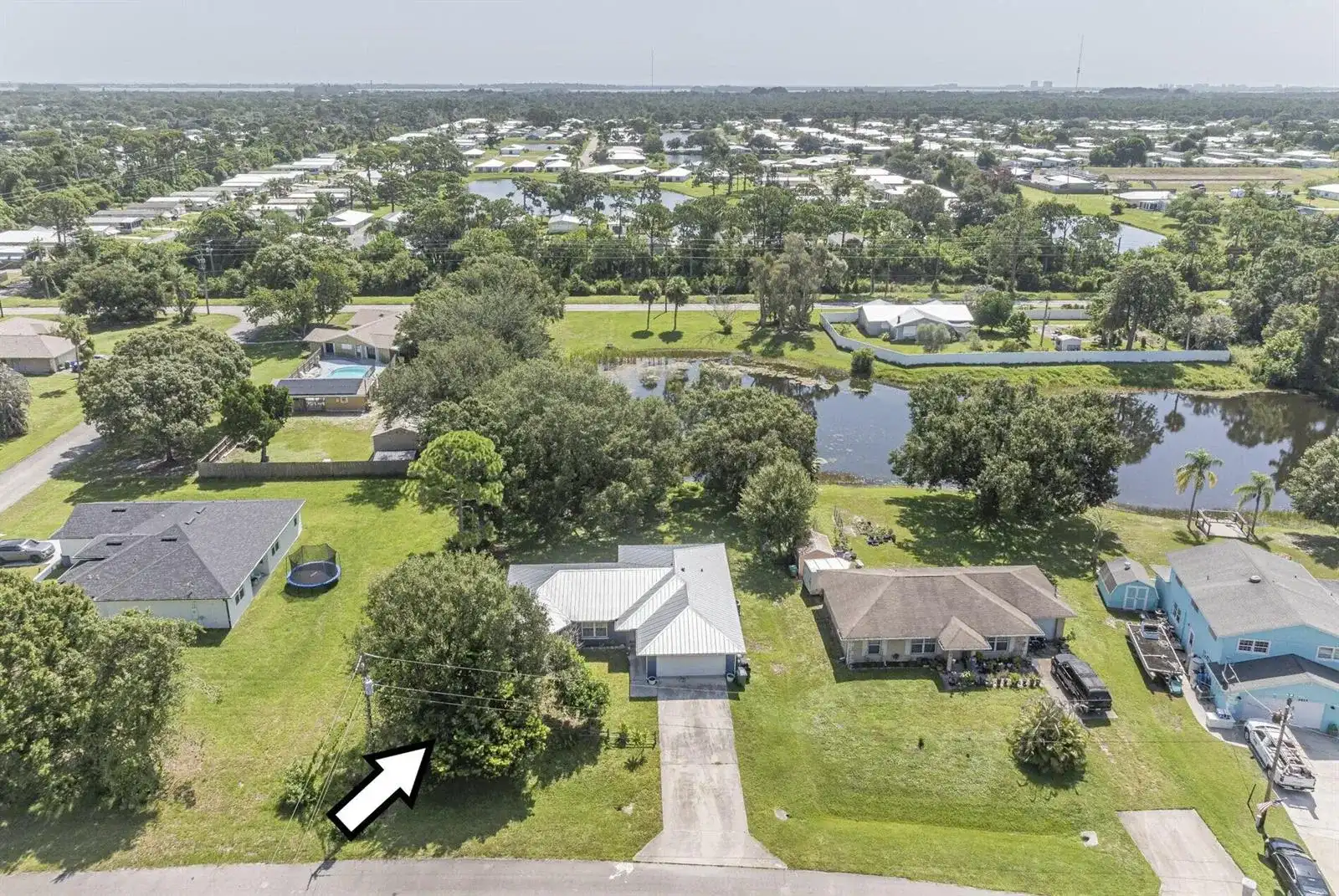 6704 HULDA Drive, Fort Pierce FL 34951