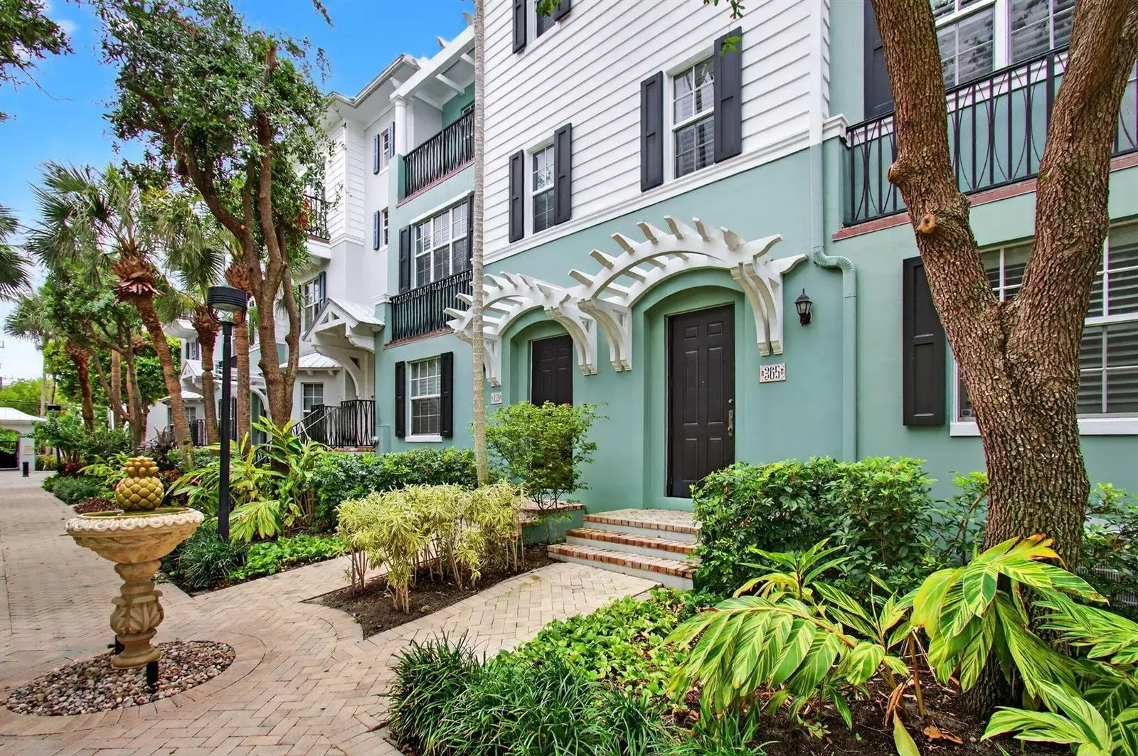 365 W Mallory Circle, Delray Beach FL 33483