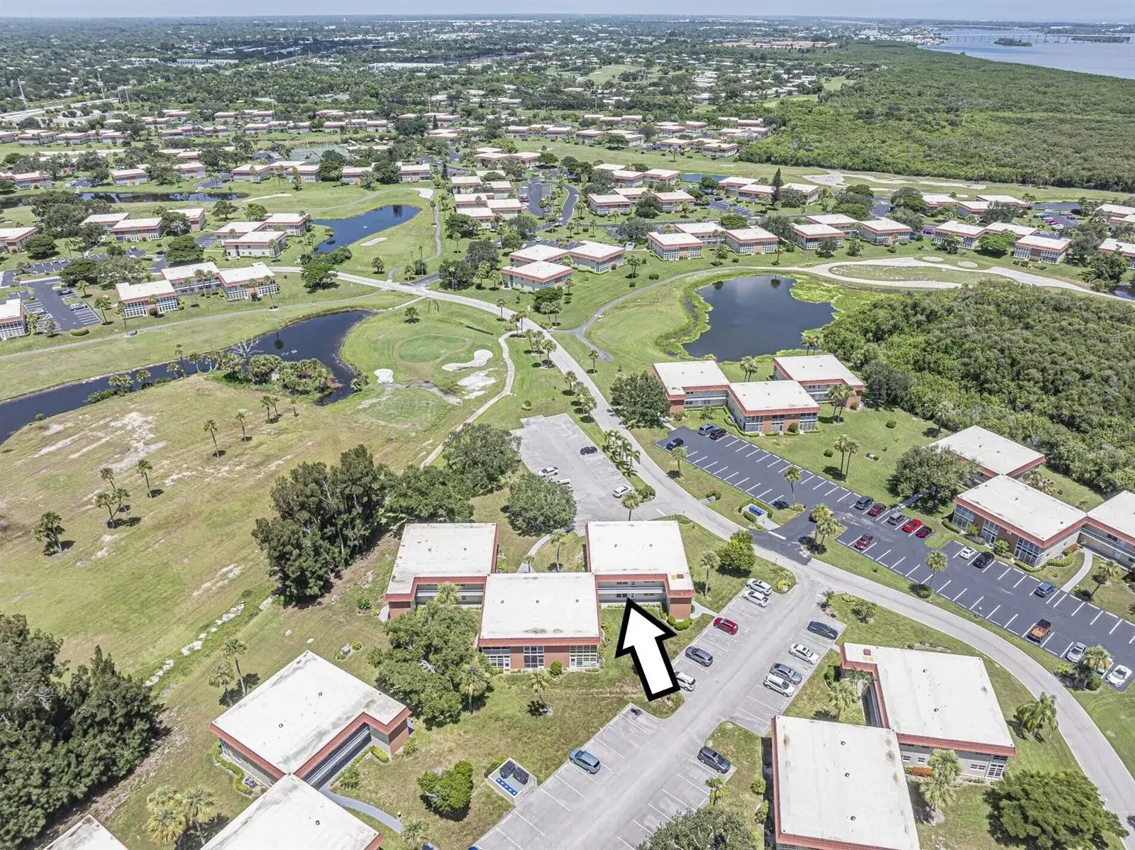 50 WOODLAND Drive # 202, Vero Beach FL 32962