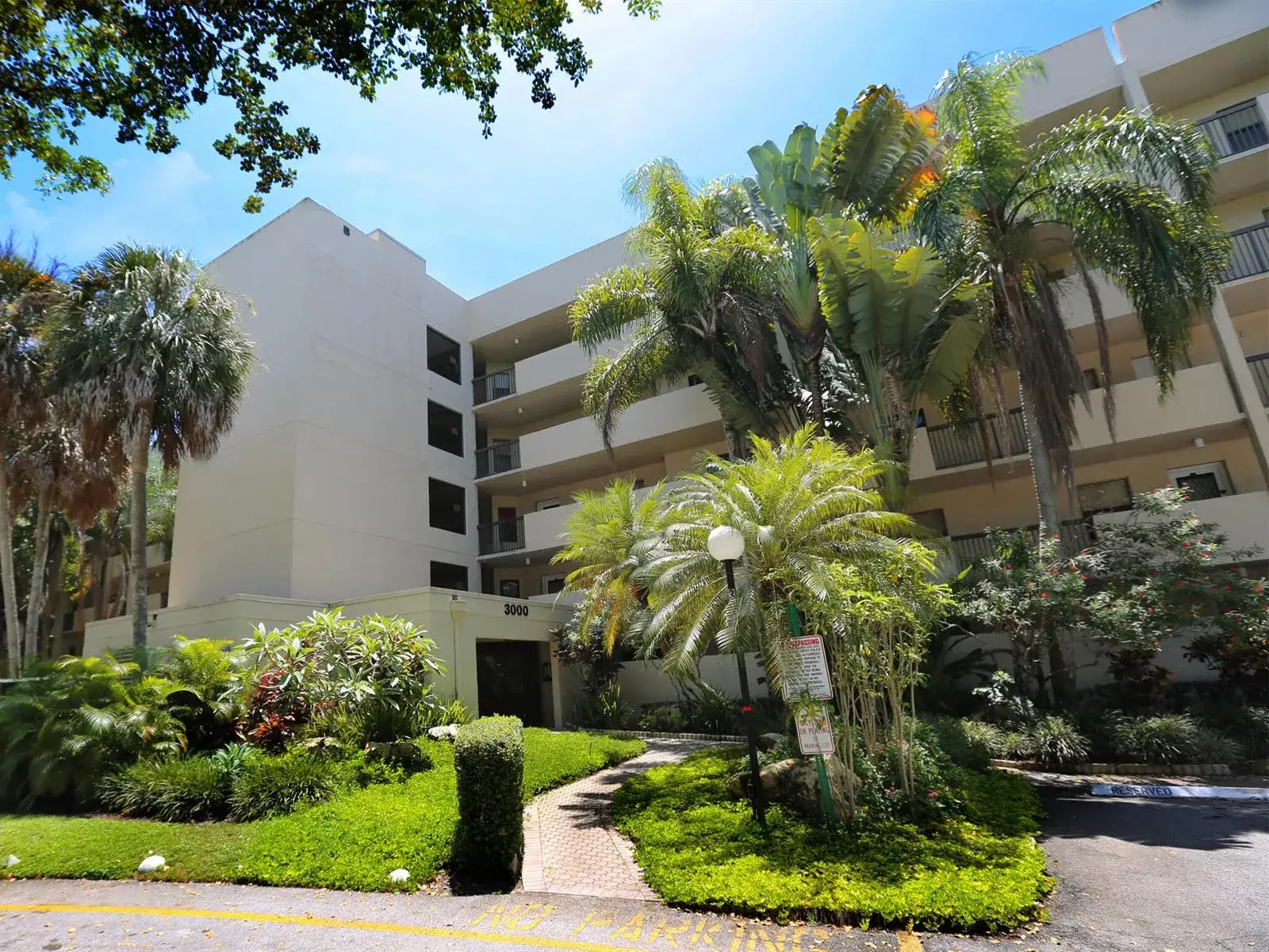 3000 NW 42ND Avenue # B207, Coconut Creek FL 33066